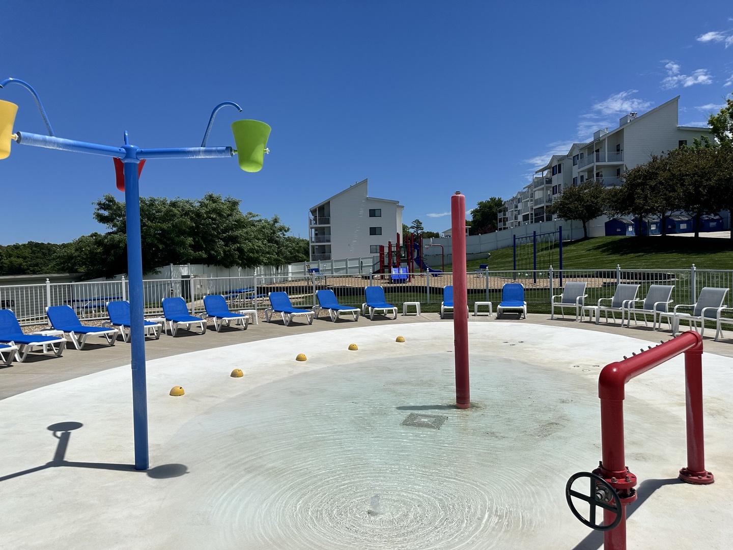 Kids pool with splash pad and lazy river!