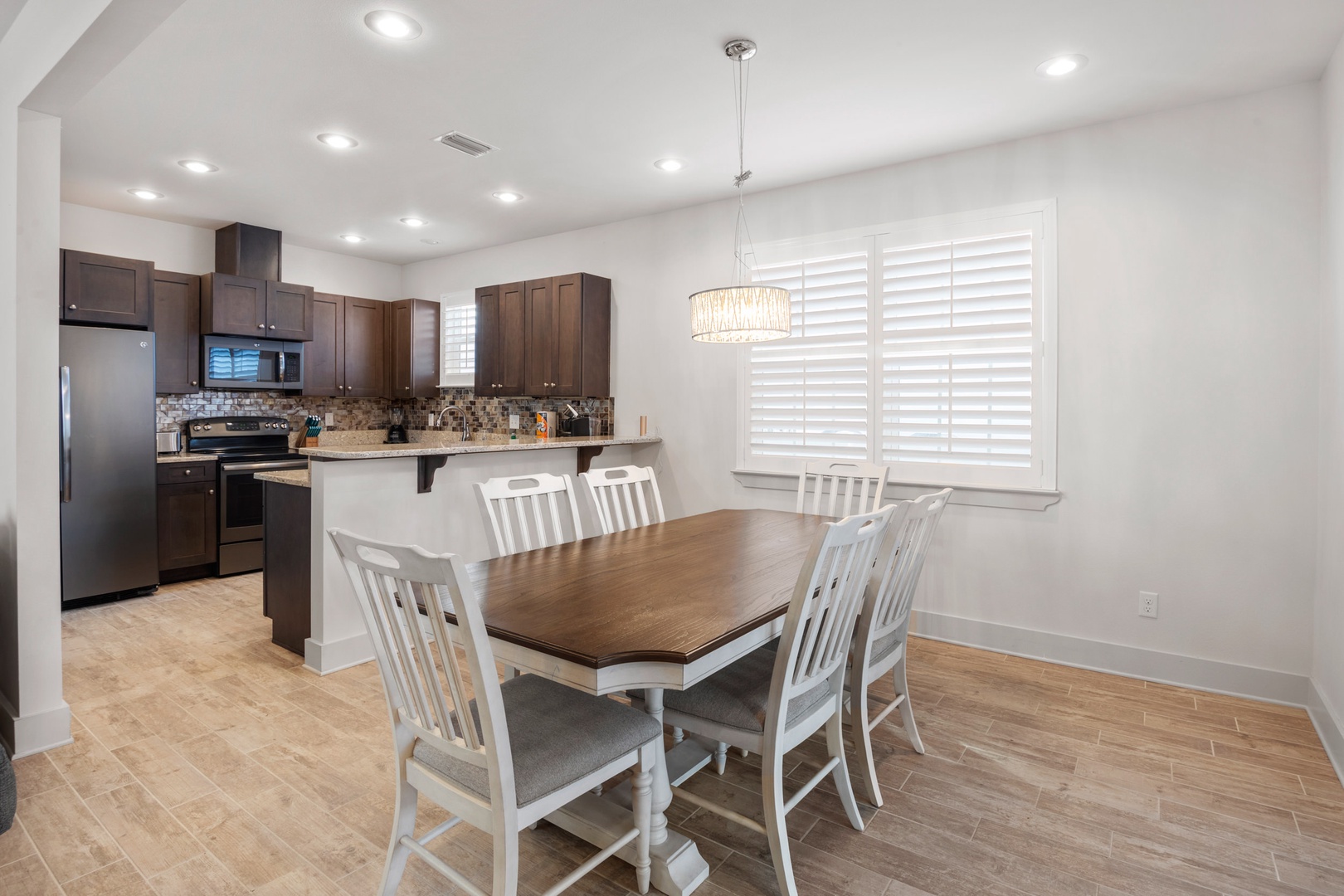Dining and kitchen area