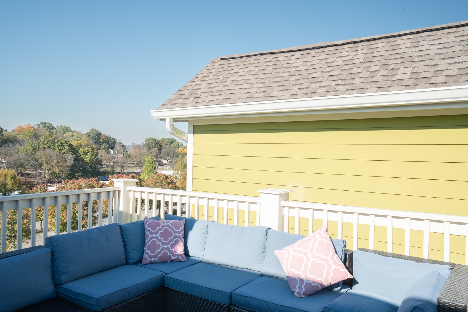 Escape to the 4th floor rooftop deck & soak in the sun