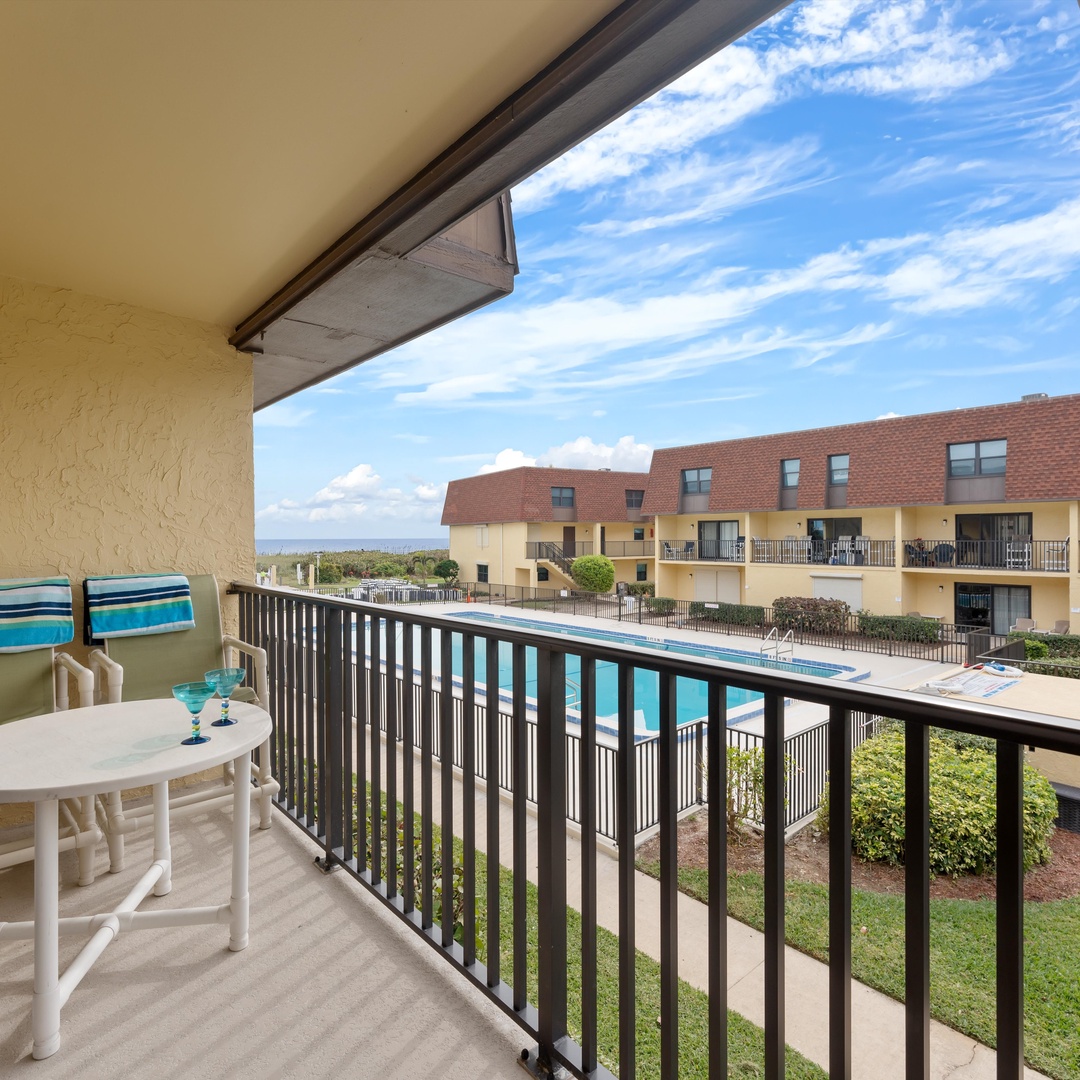 Lounge the day away or dine alfresco with ocean breezes on the balcony