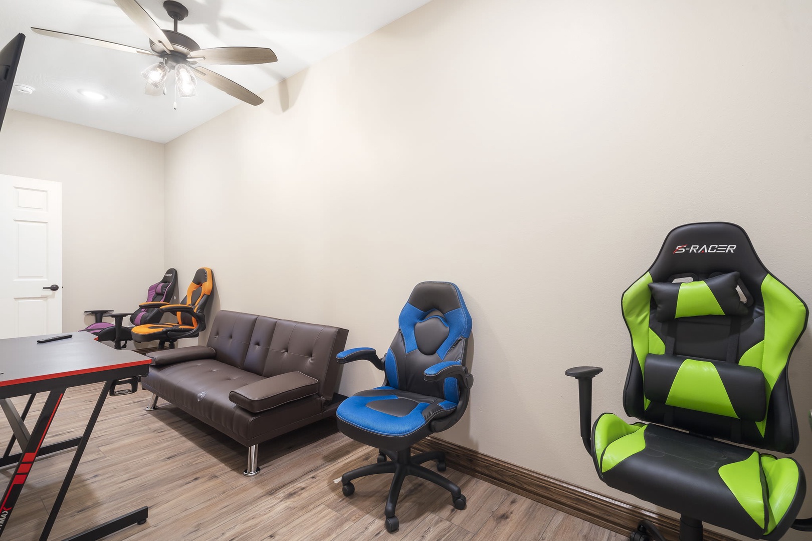 Gaming Room bring your gaming system