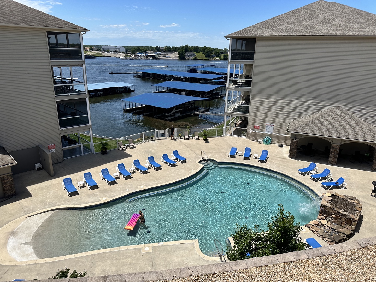 Community pool with zero entry and views of the lake!