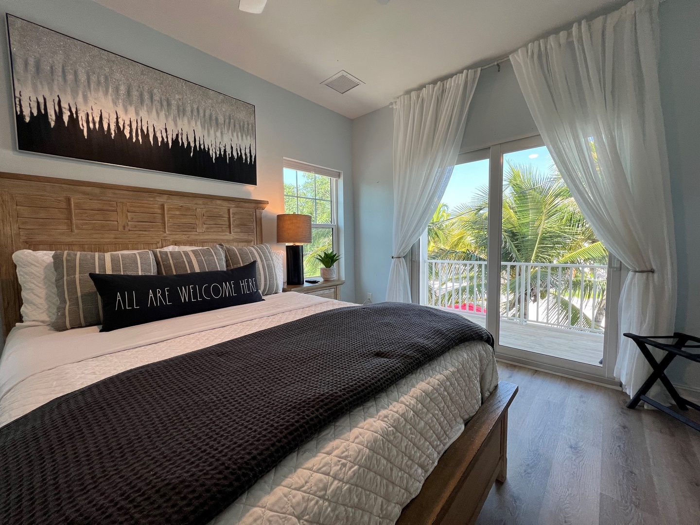 Bedroom 5 with King Bed