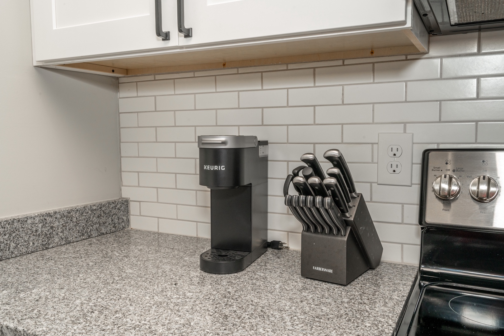 Fully furnished and equipped kitchen