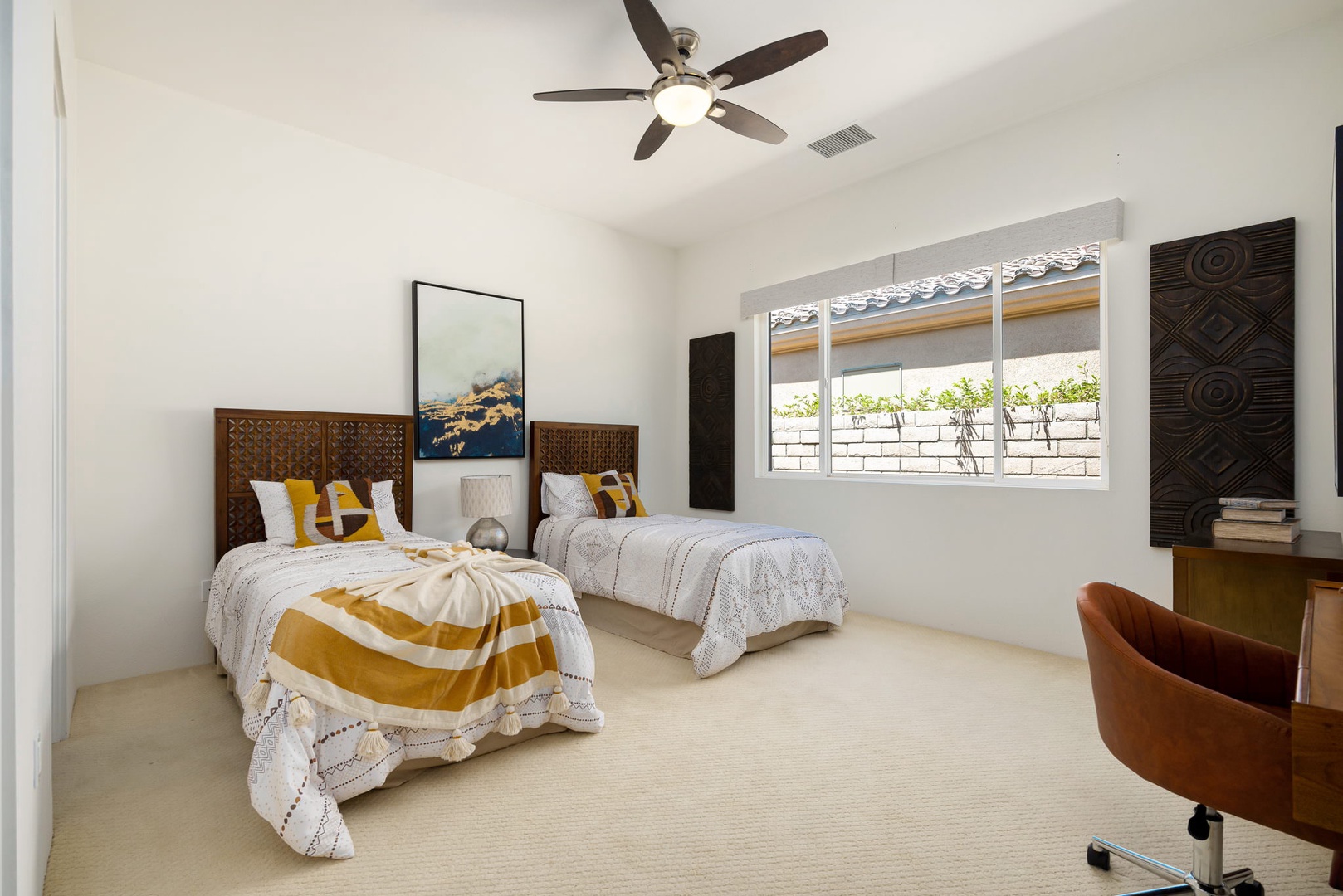 Bedroom #2 with Two Twin Beds
