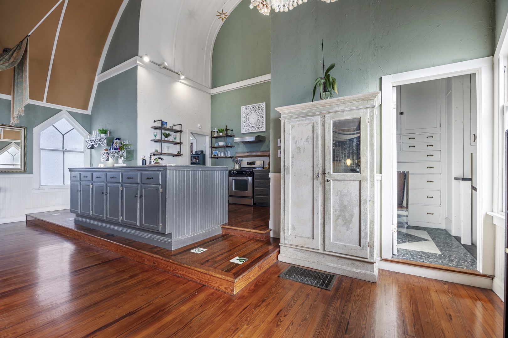 The Chapel’s open, airy kitchen offers ample space & every home comfort