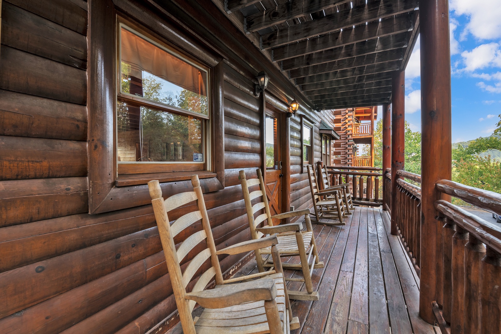 This cabin is equipped with keyless entry for guest convenience