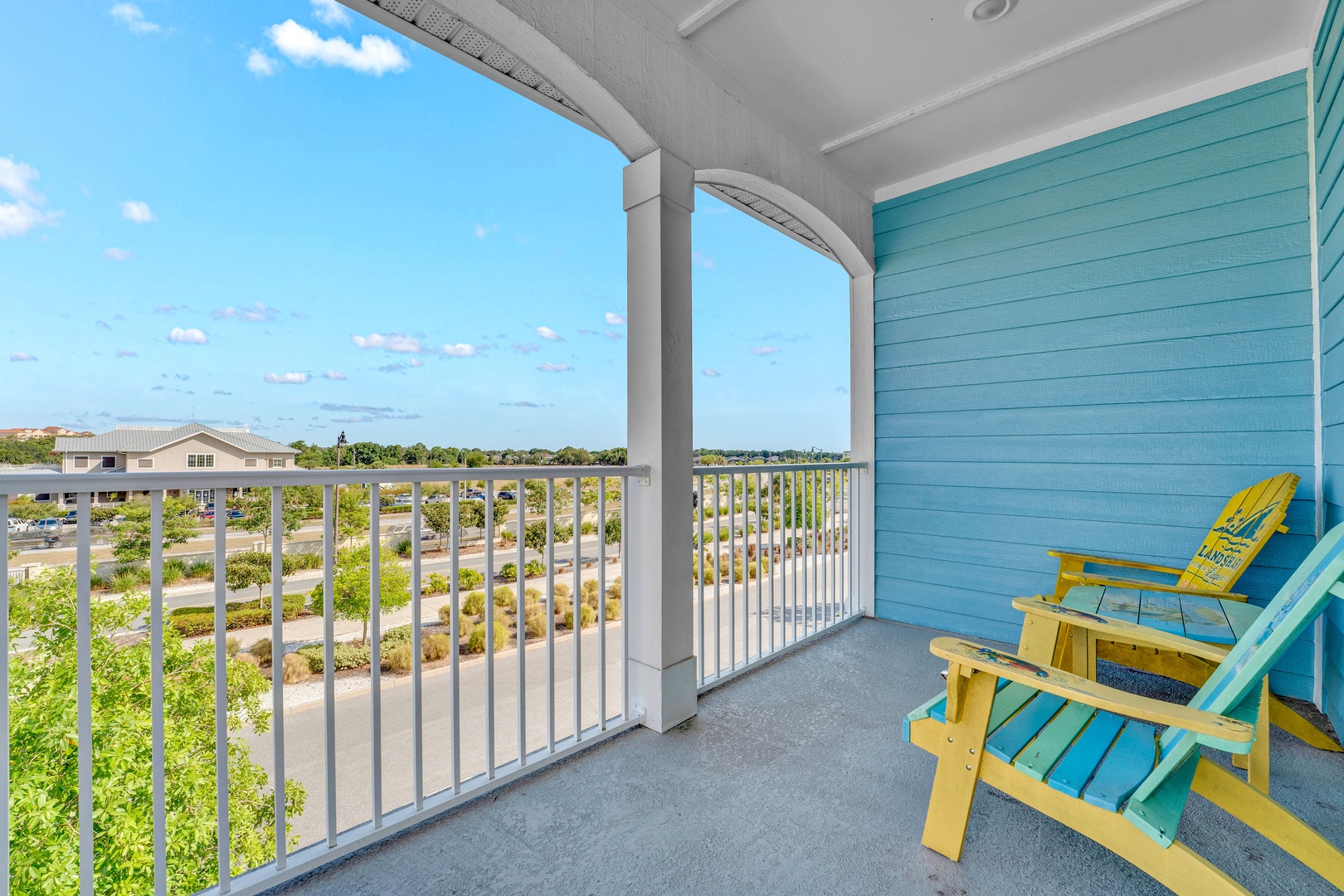 3rd floor balcony