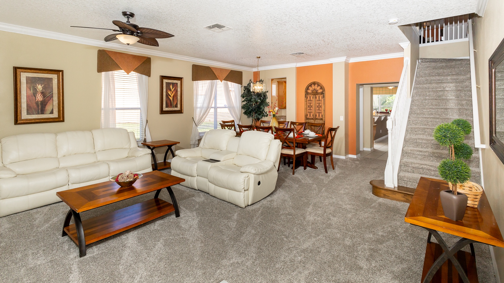 The formal living & dining area (with seating for 10) are prime relaxation spots