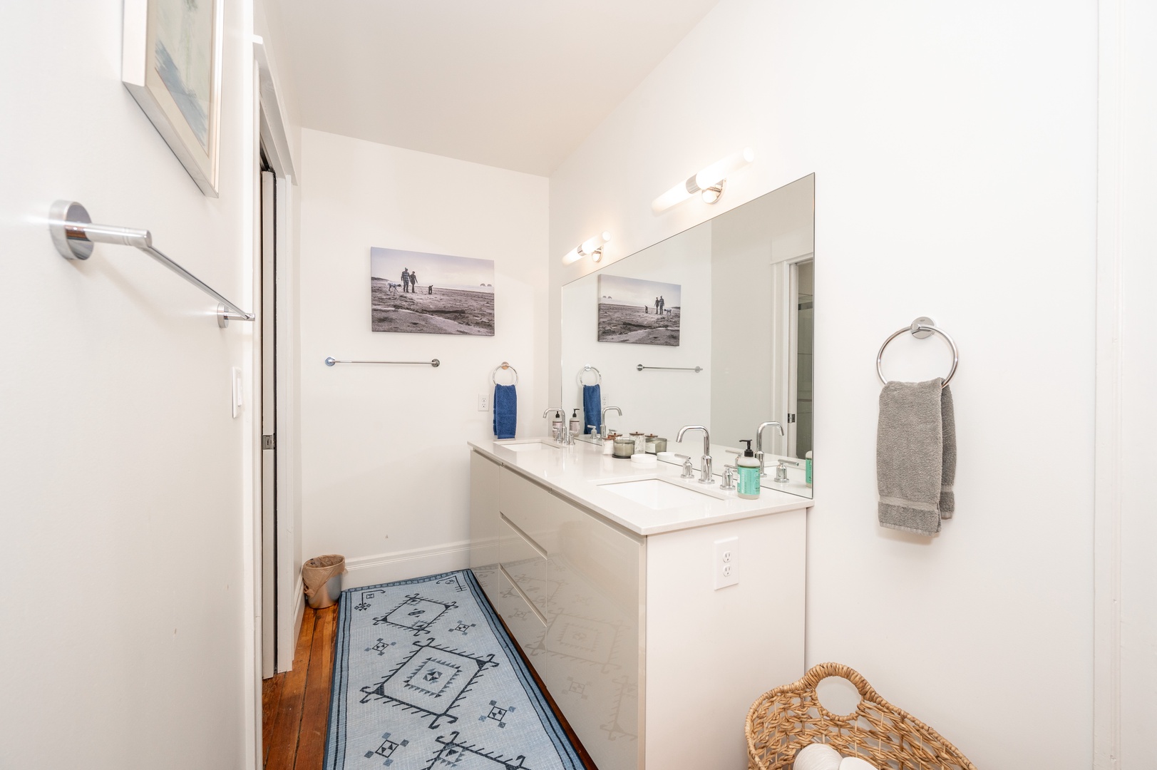 Enjoy a large double vanity & spa-like glass shower in the king ensuite bath