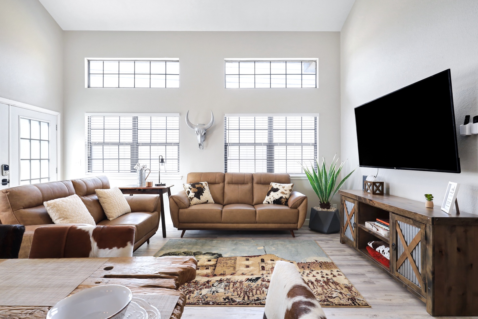 Curl up in the inviting living room & stream all your favorite entertainment
