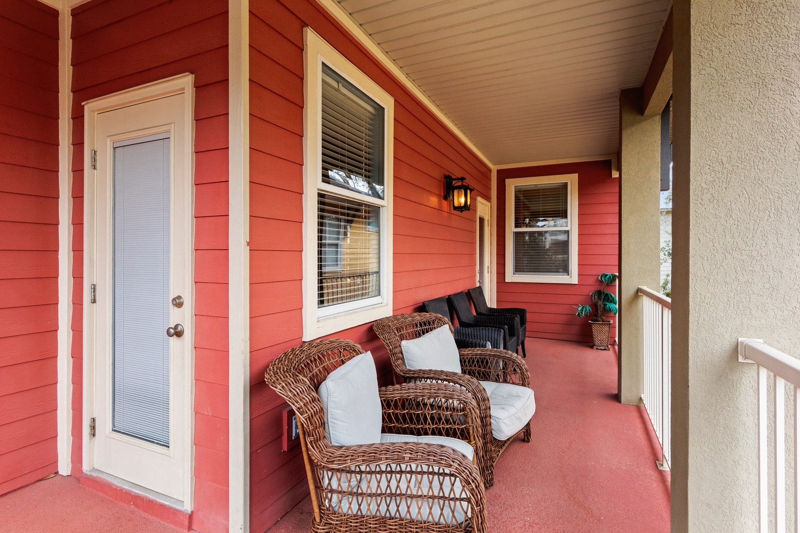 Outdoor seating in the balcony