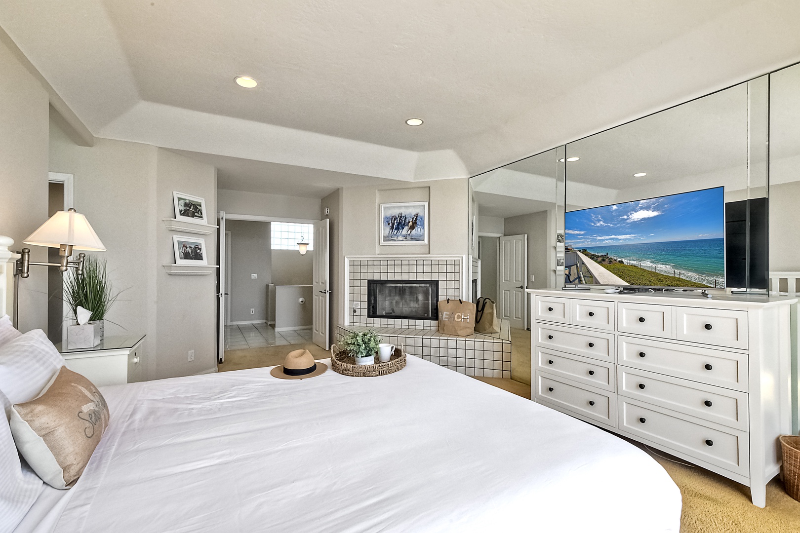 The 3rd floor king suites offers a private ensuite, Smart TV, & balcony access