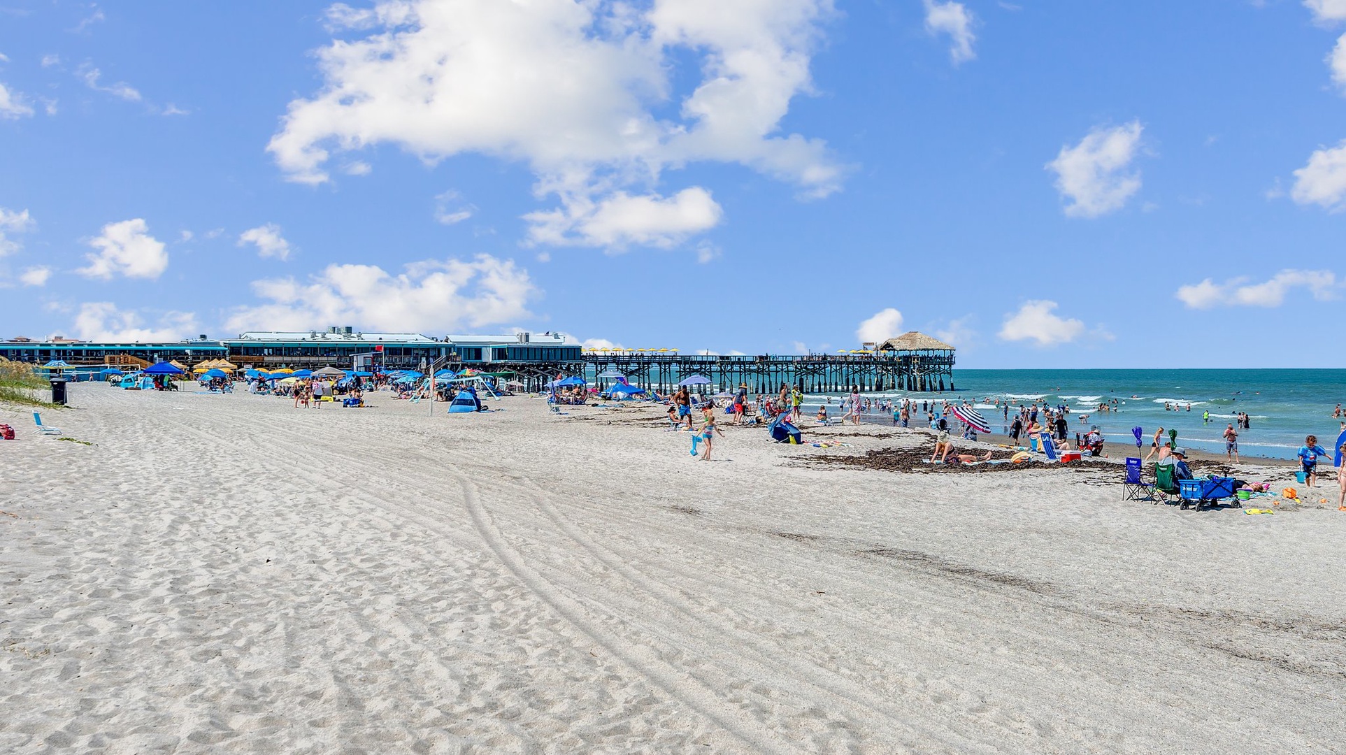 Enjoy being mere steps away from the beach during your visit to Cocoa Beach