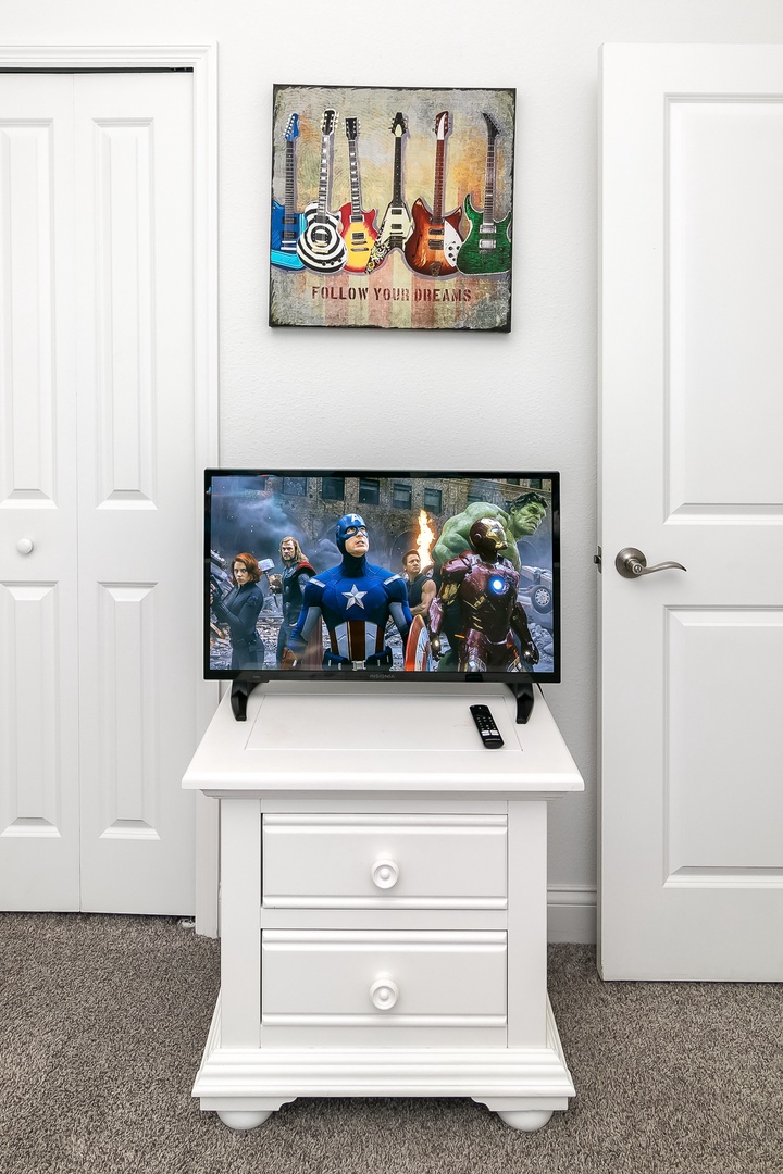 Children's Bedroom with TV