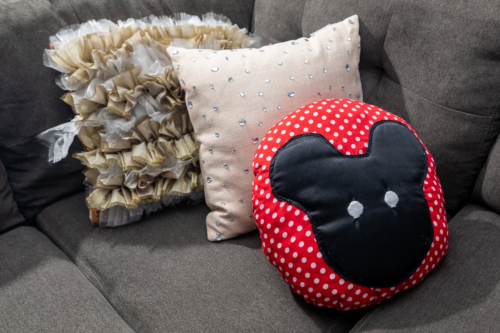 Cushion pillows in the living area