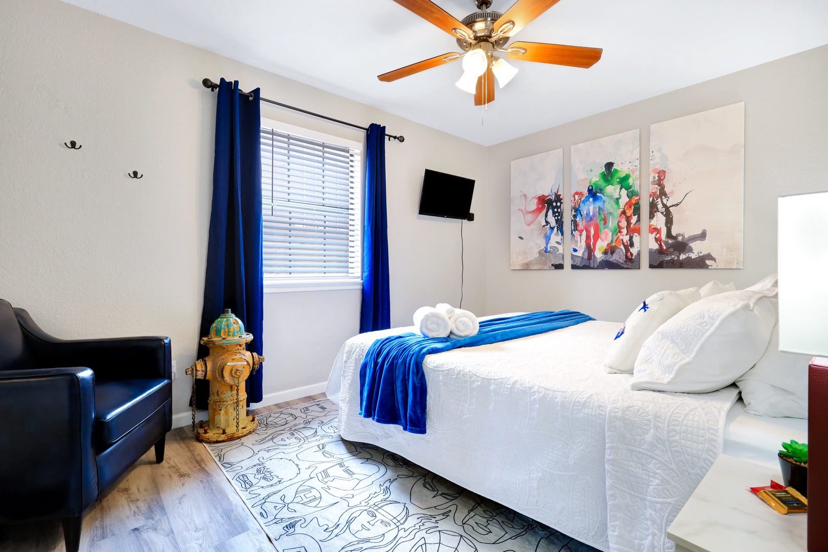 Take a hero’s respite in the 1st floor king bedroom, offering a Smart TV