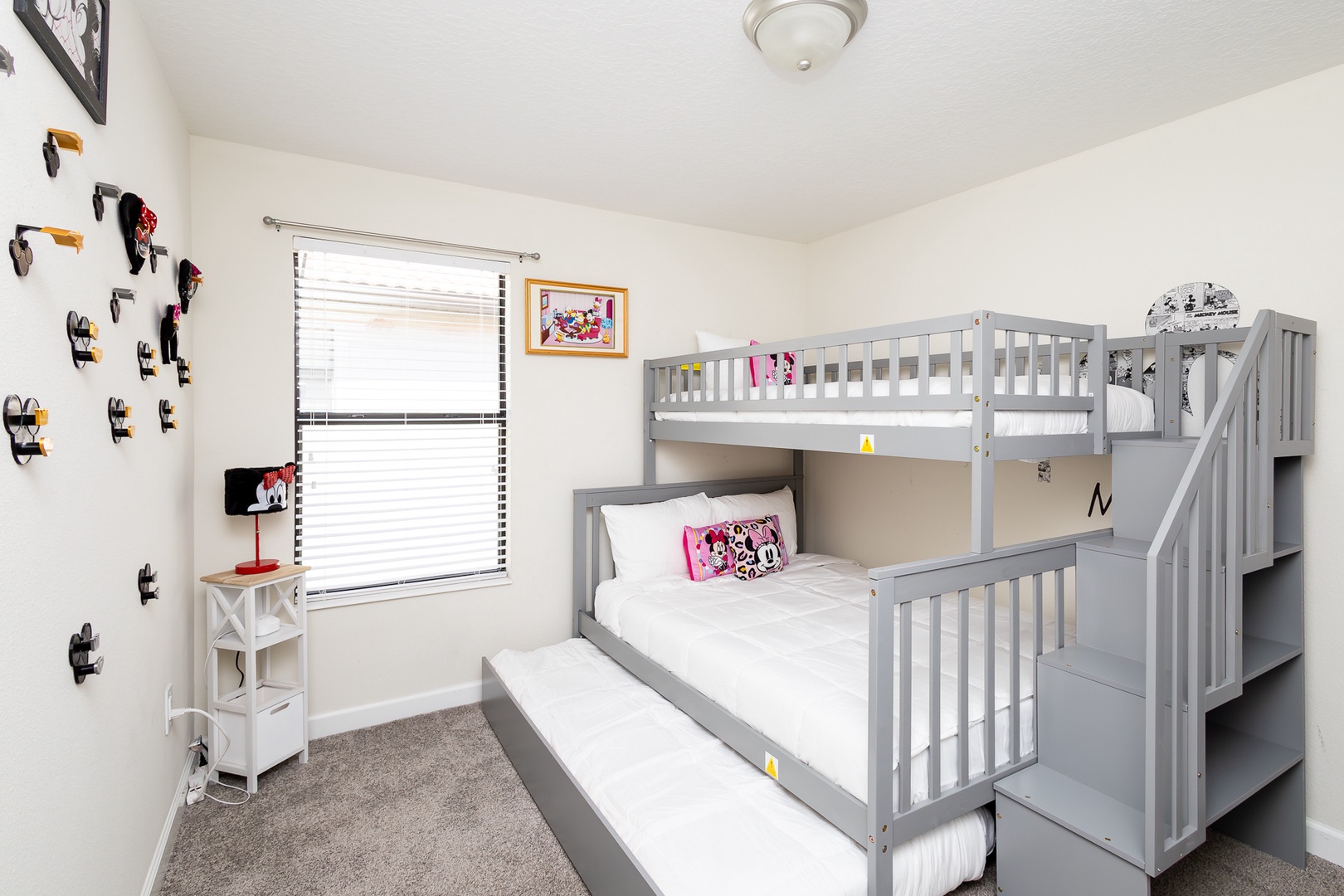 This coazy full/twin bunkbed with a trundle bedroom, includes a smart TV