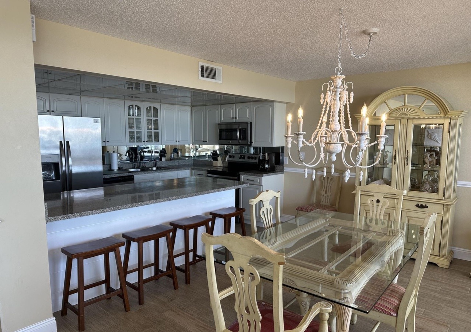 Dining table with seating for 6 and additional counter seating