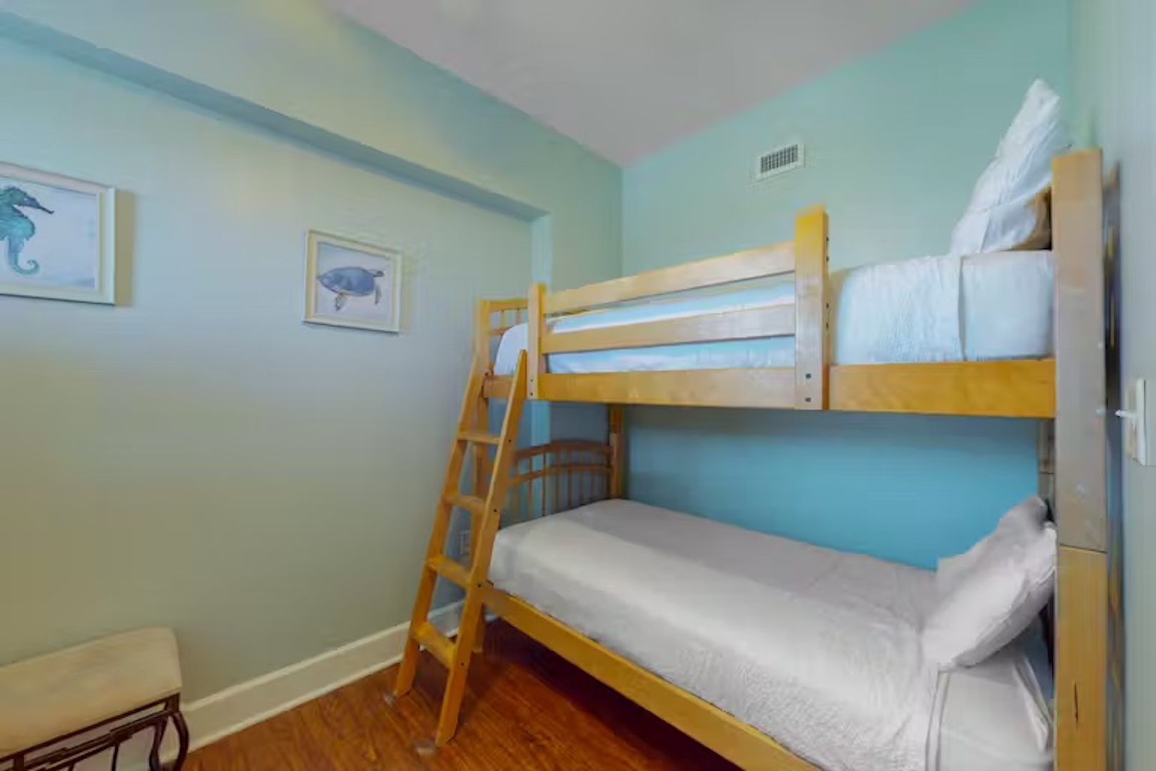 Cozy twin bunks & a TV await in the sleeping nook