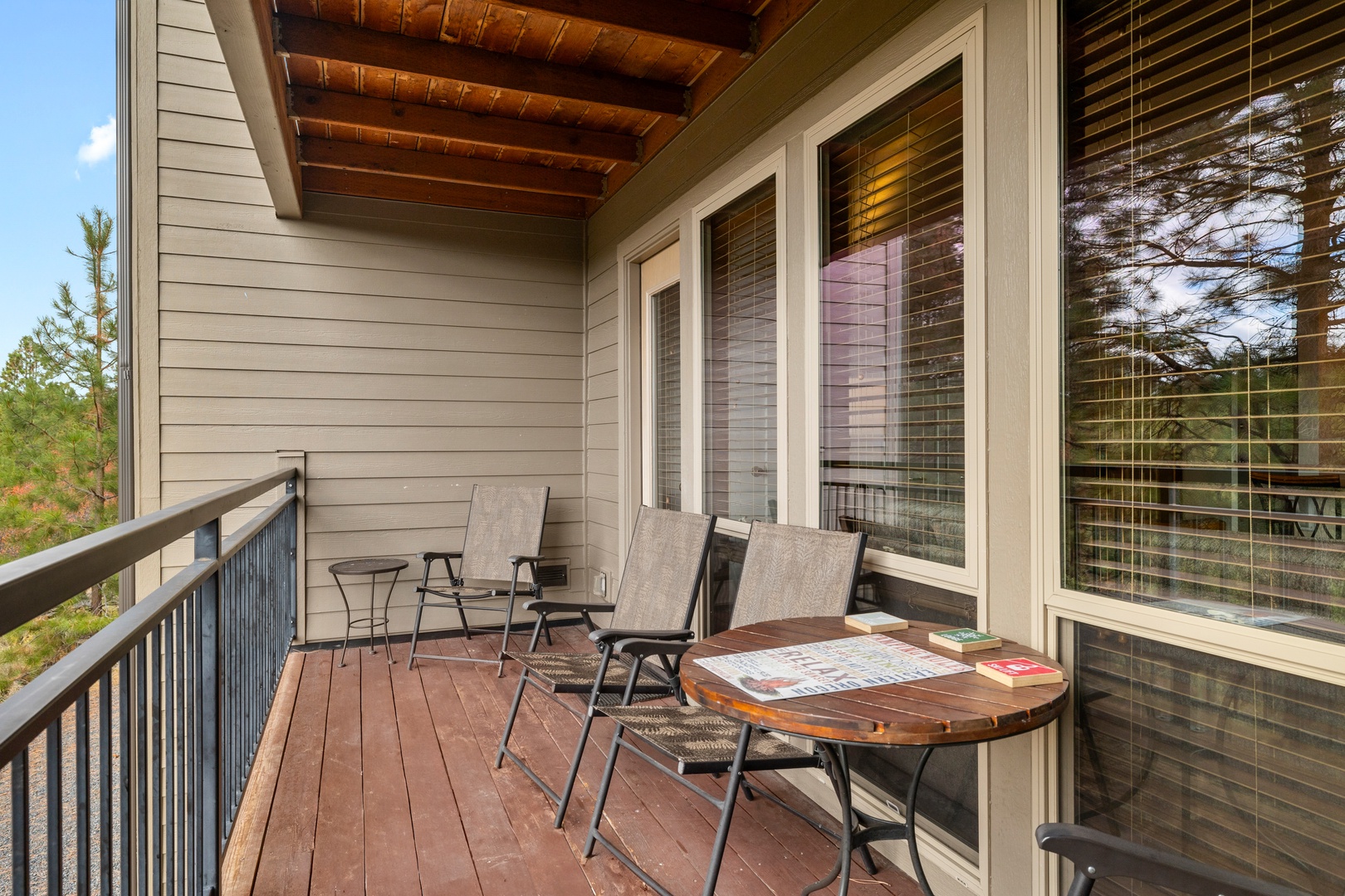 Unwind on the private back deck & take in the gorgeous scenery