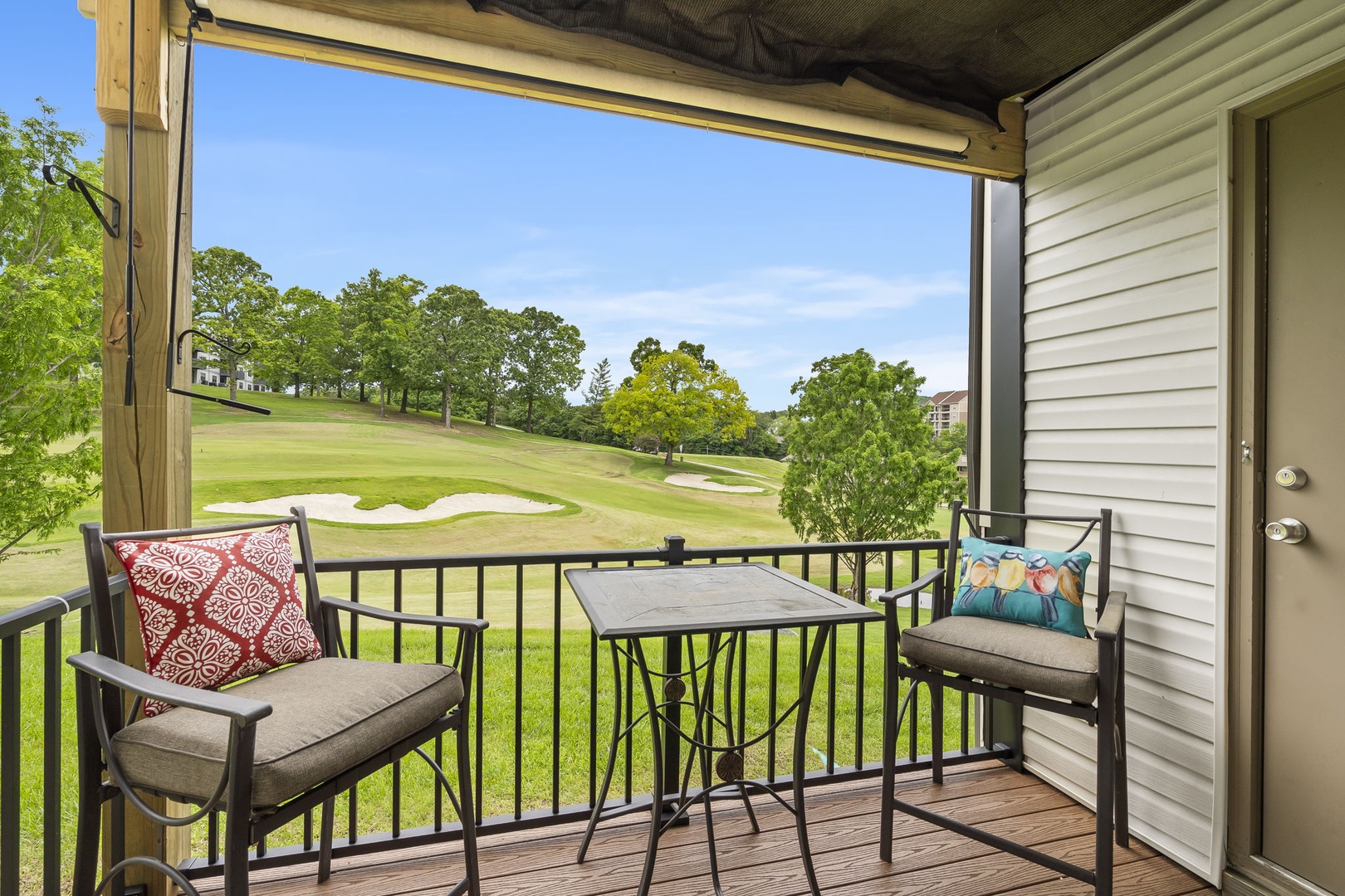 Step out onto the balcony & soak in the stunning views!