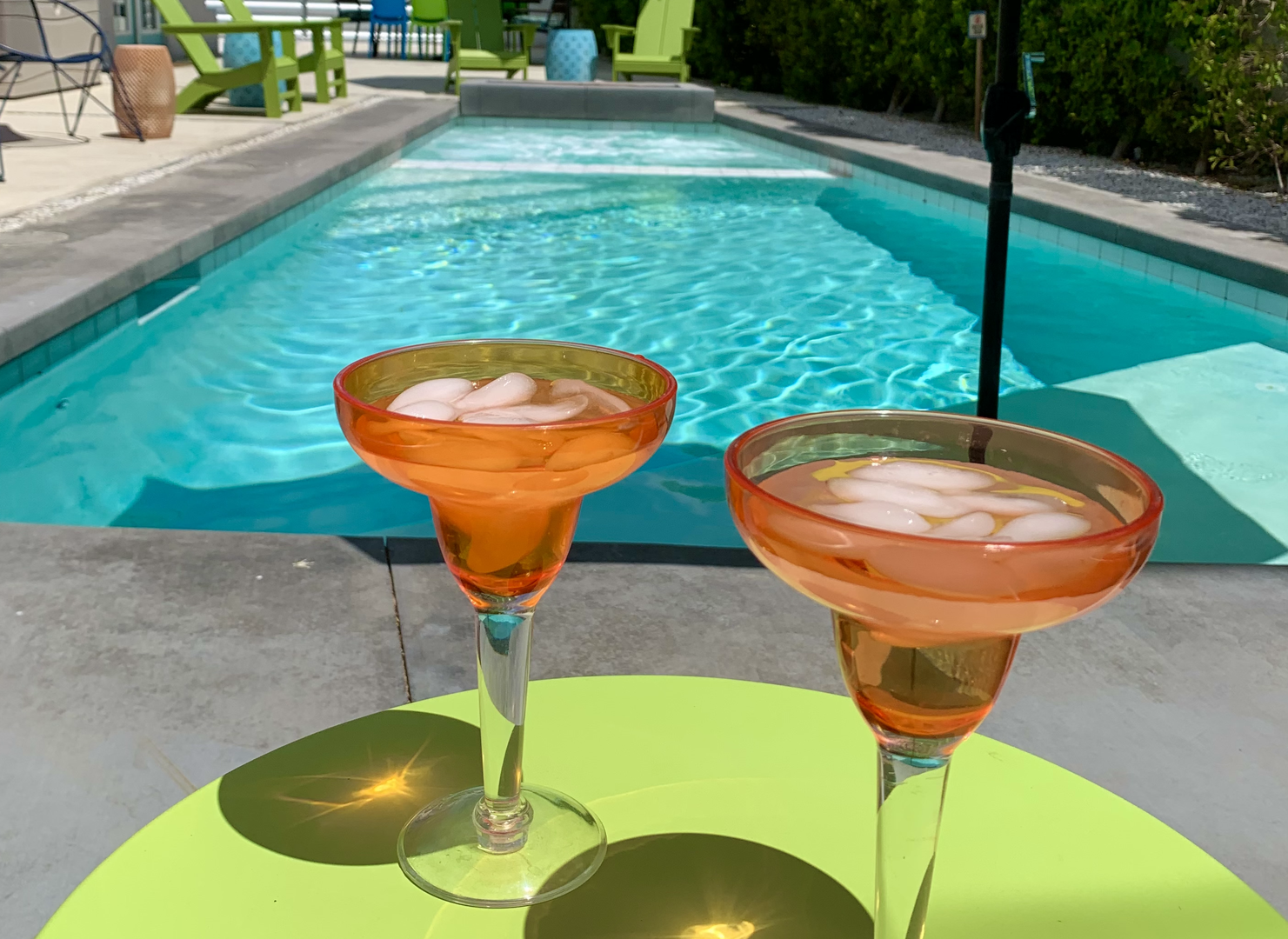 Drinks by the pool anyone?