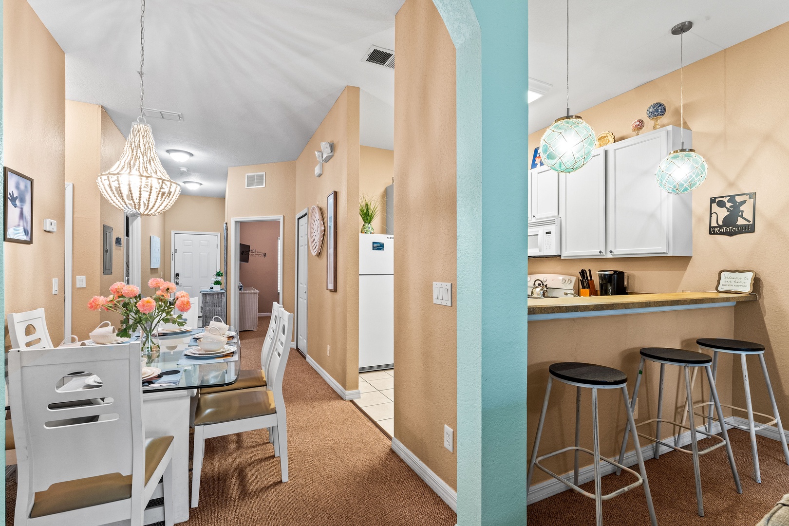 Sip morning coffee or grab a bite at the kitchen counter, with seating for 3