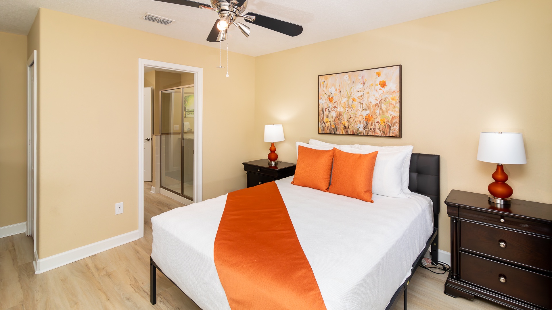 Enjoy bright and cheerful vibes from this Jack & Jill queen suite, with a smart TV