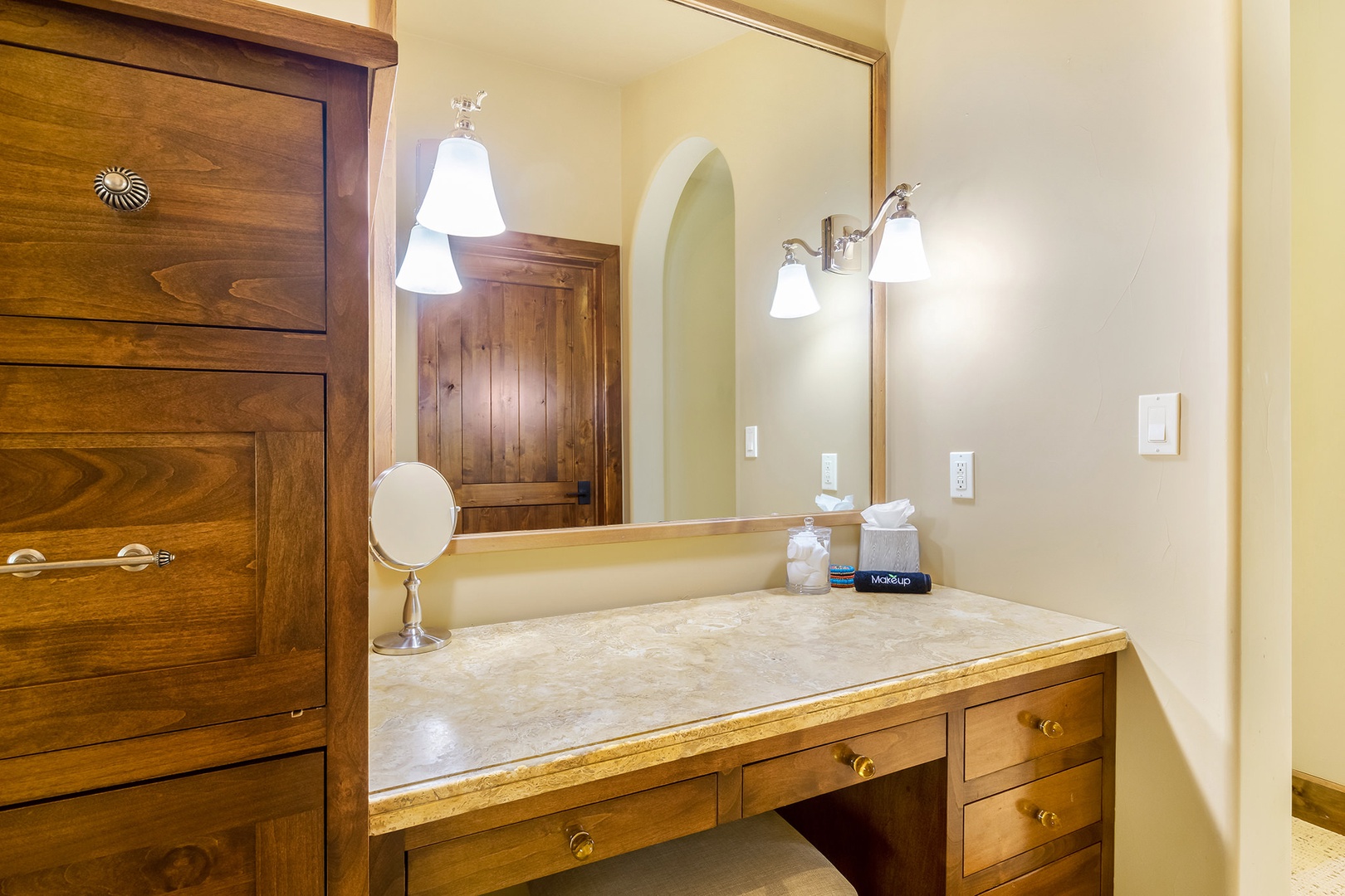 Ensuite bathroom with vanity, stand-up shower, and soaking tub