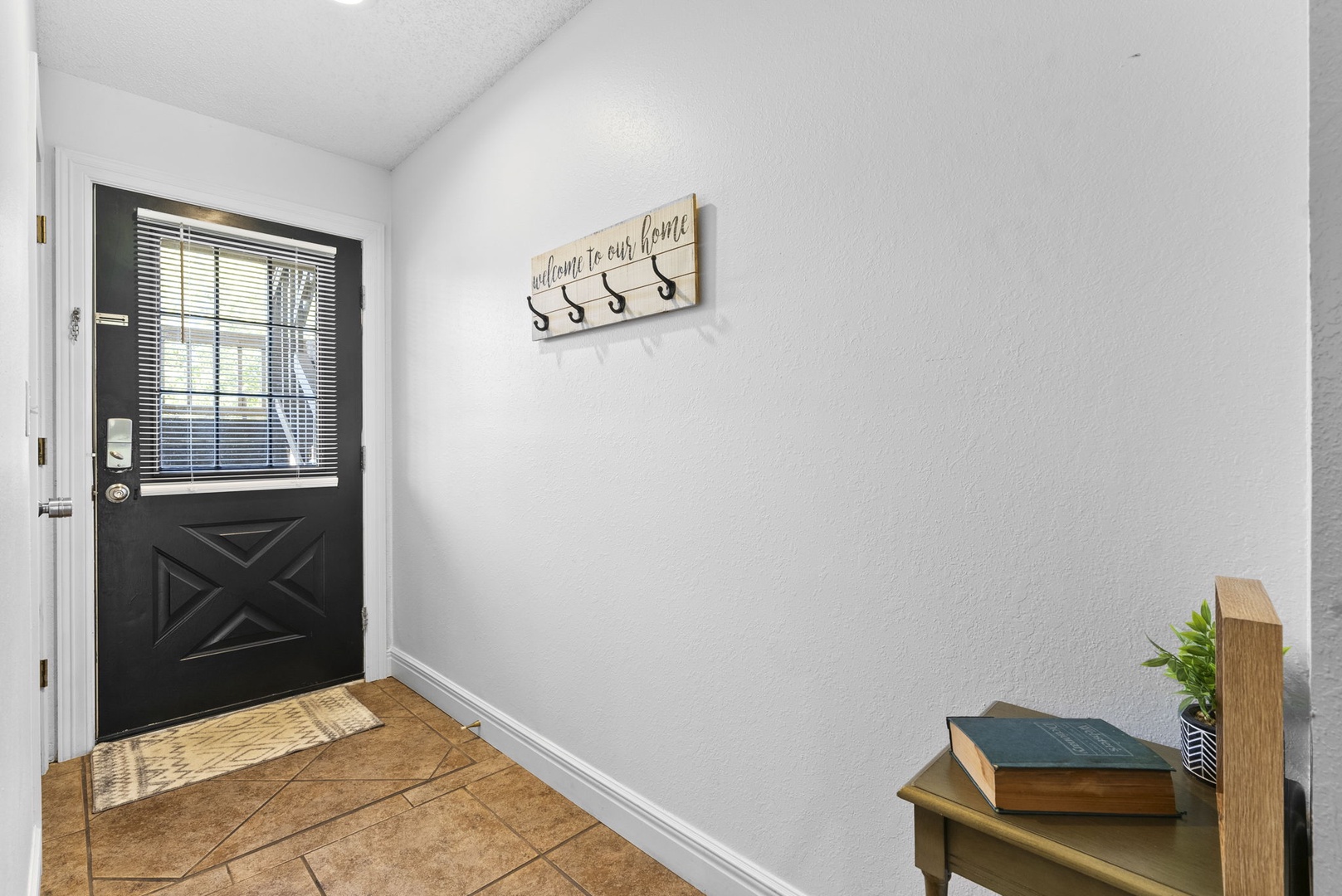 A bright, cheerful entryway will greet you upon your arrival