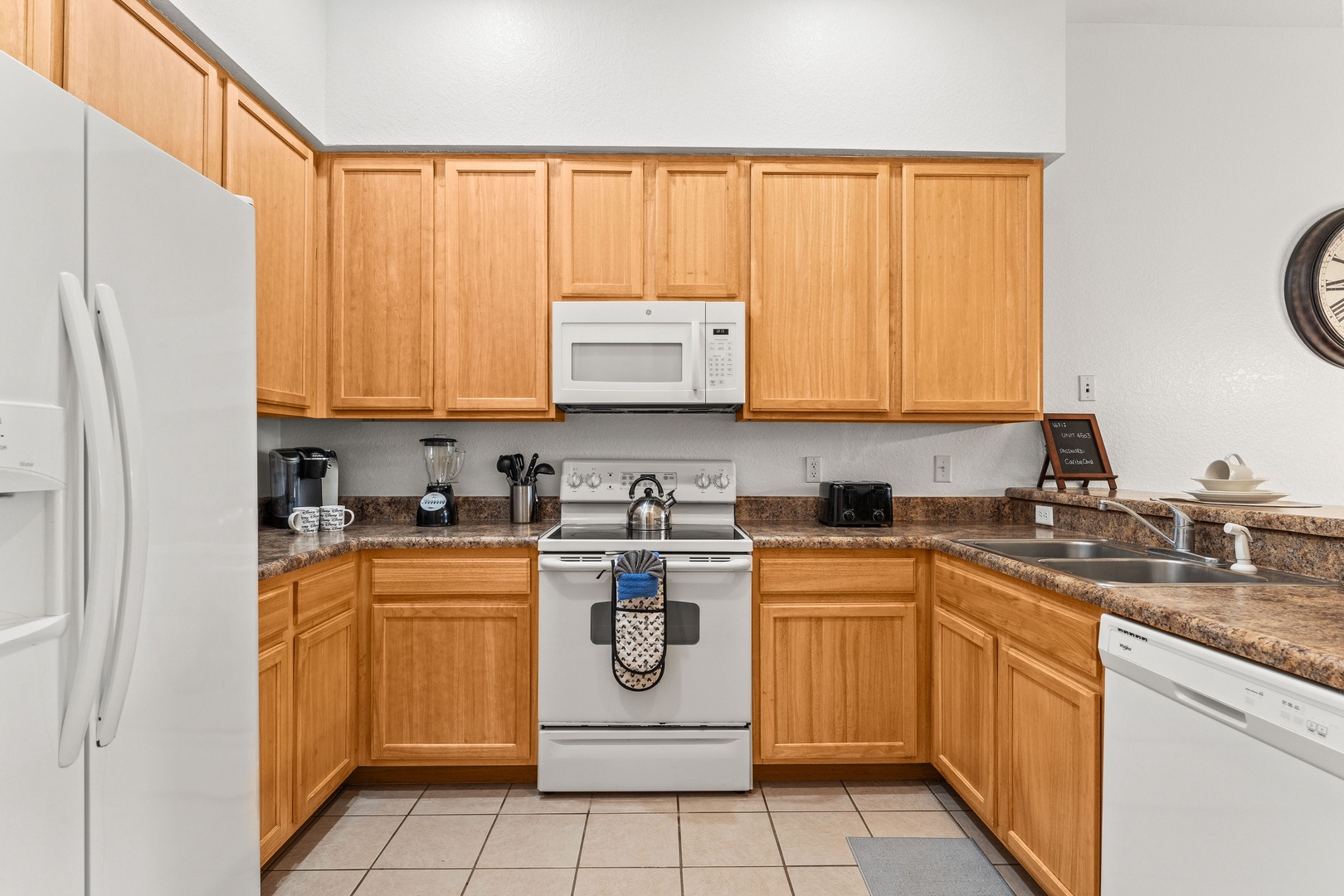 Fully equipped kitchen