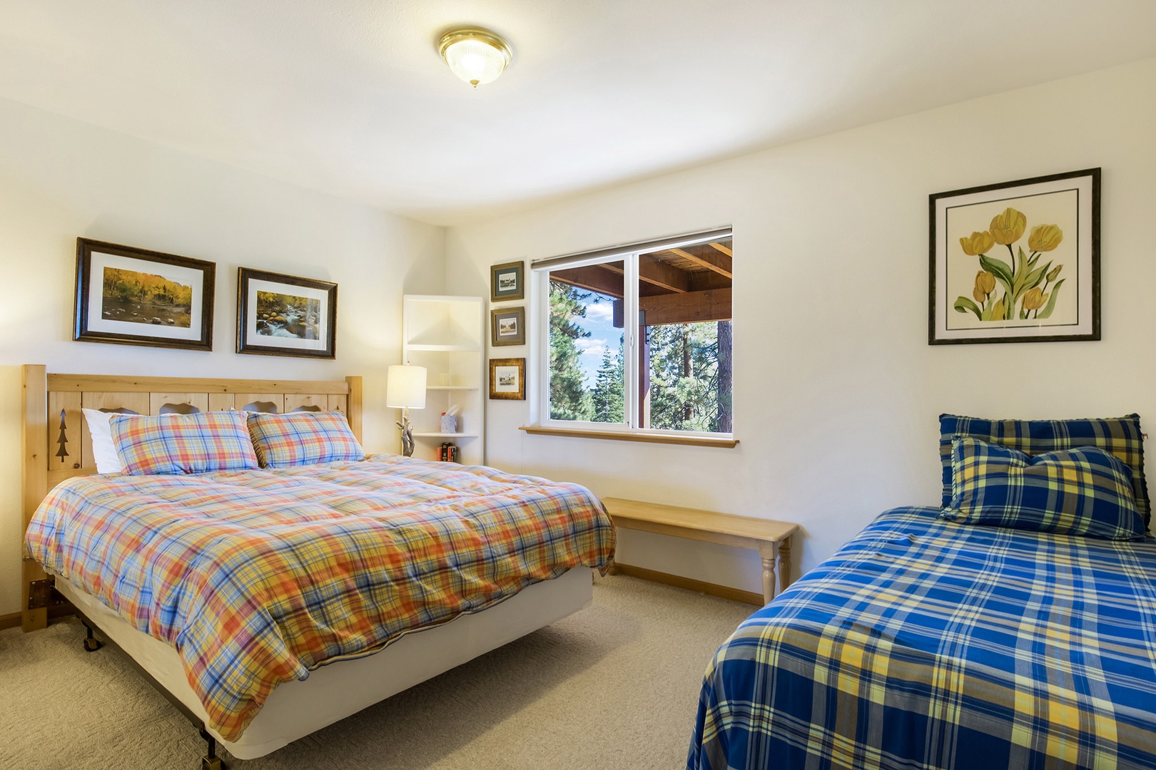 Bedroom 2 with queen bed, and twin bed