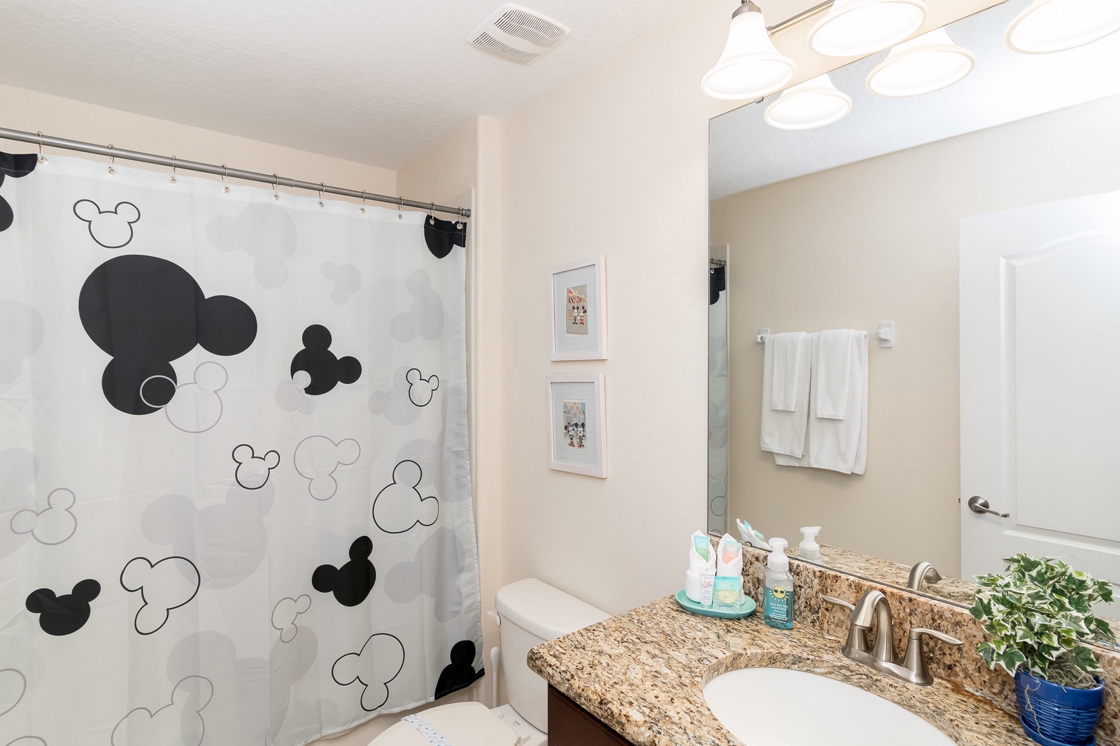 Bathroom 4 shared with shower/tub combo (2nd floor)