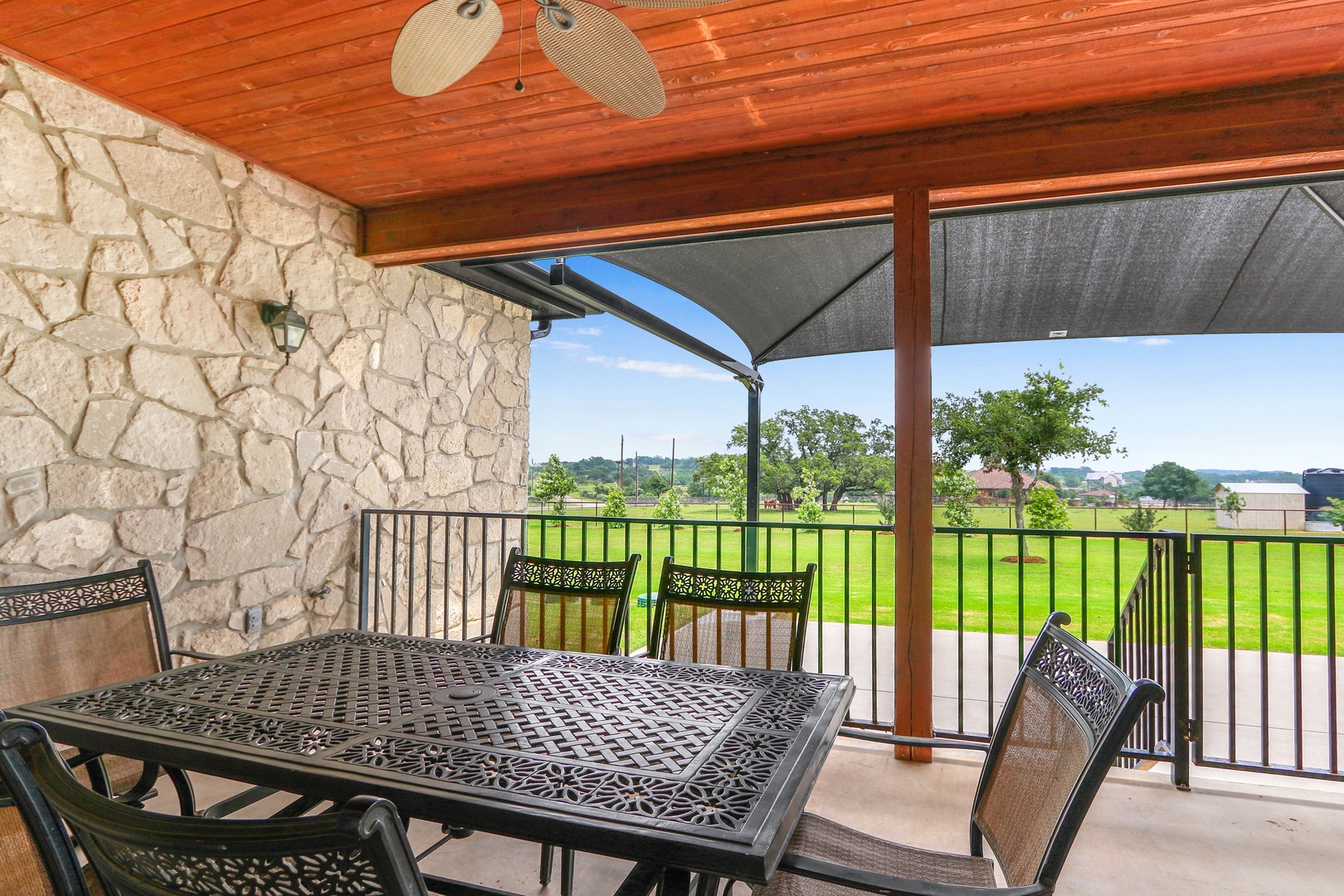 Dine alfresco or lounge the day away on the deck while you grill up a feast!