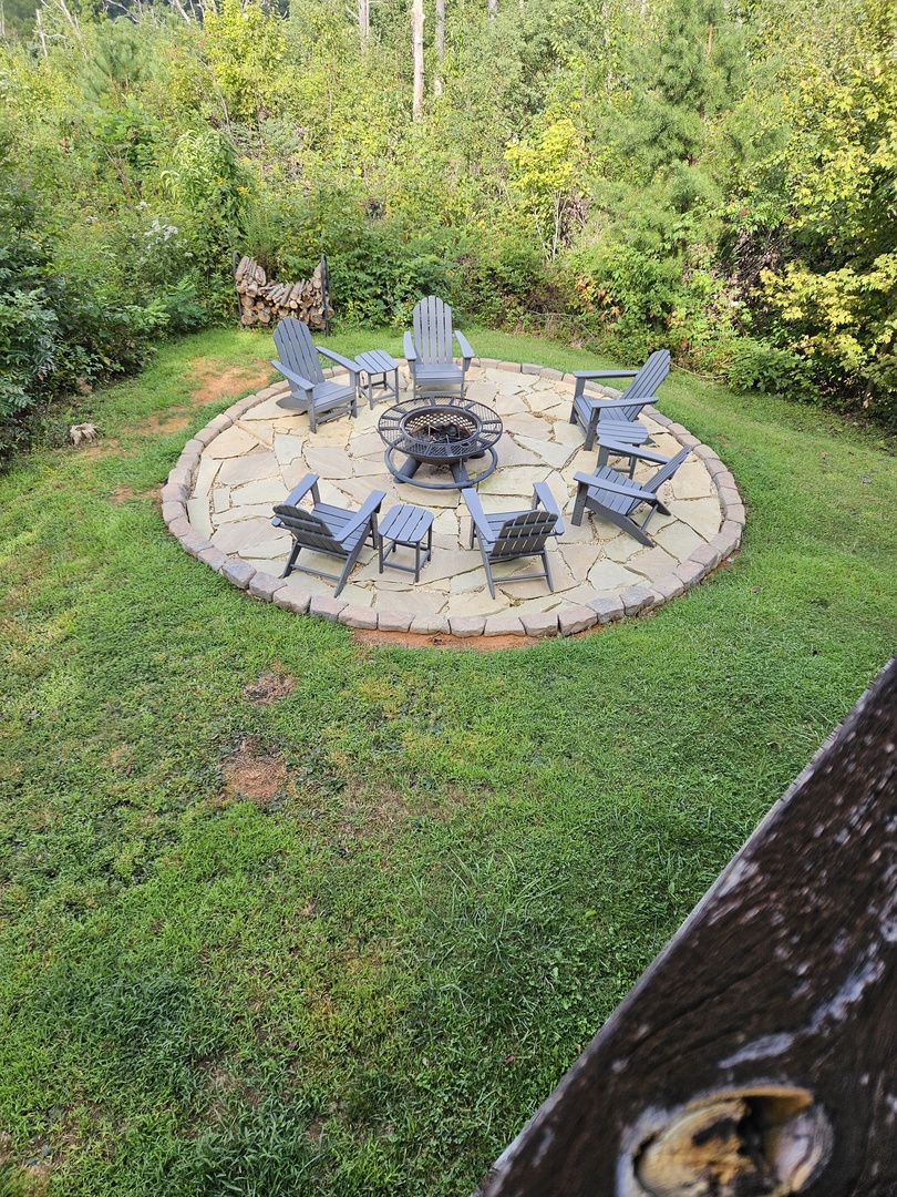 Private fire pit area for you and your guests to enjoy