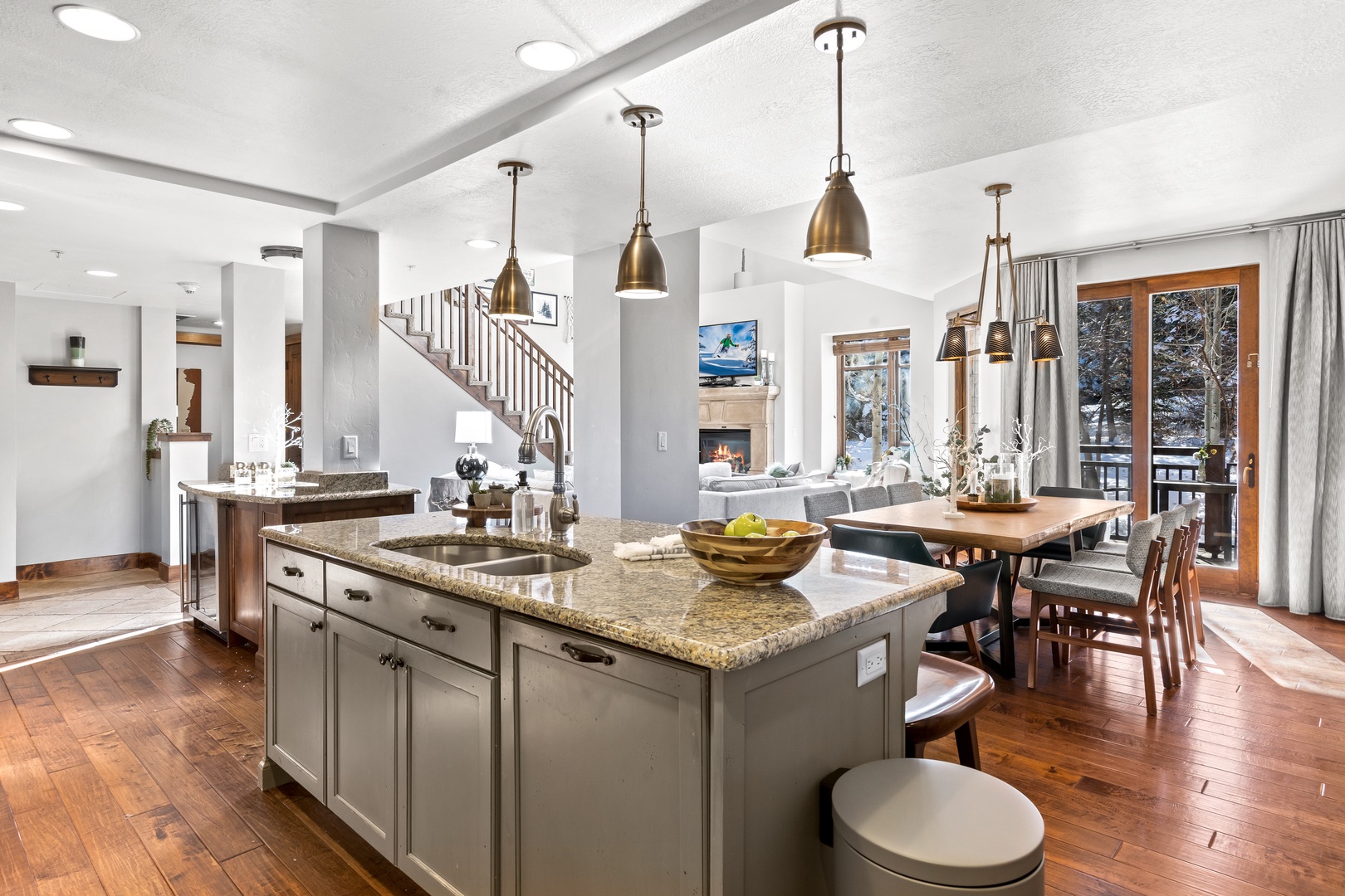 Fully Loaded Kitchen w/ Amazing Sightlines