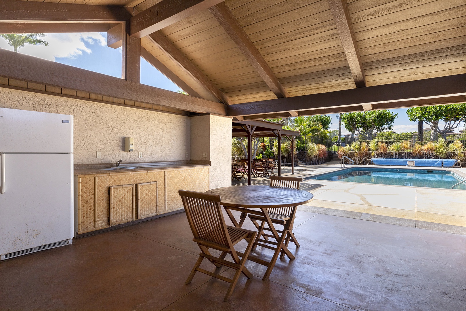 Poolside seating & BBQ area
