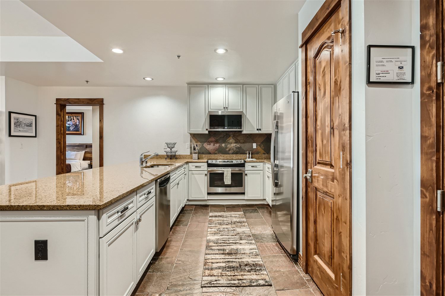 Fully equipped kitchen