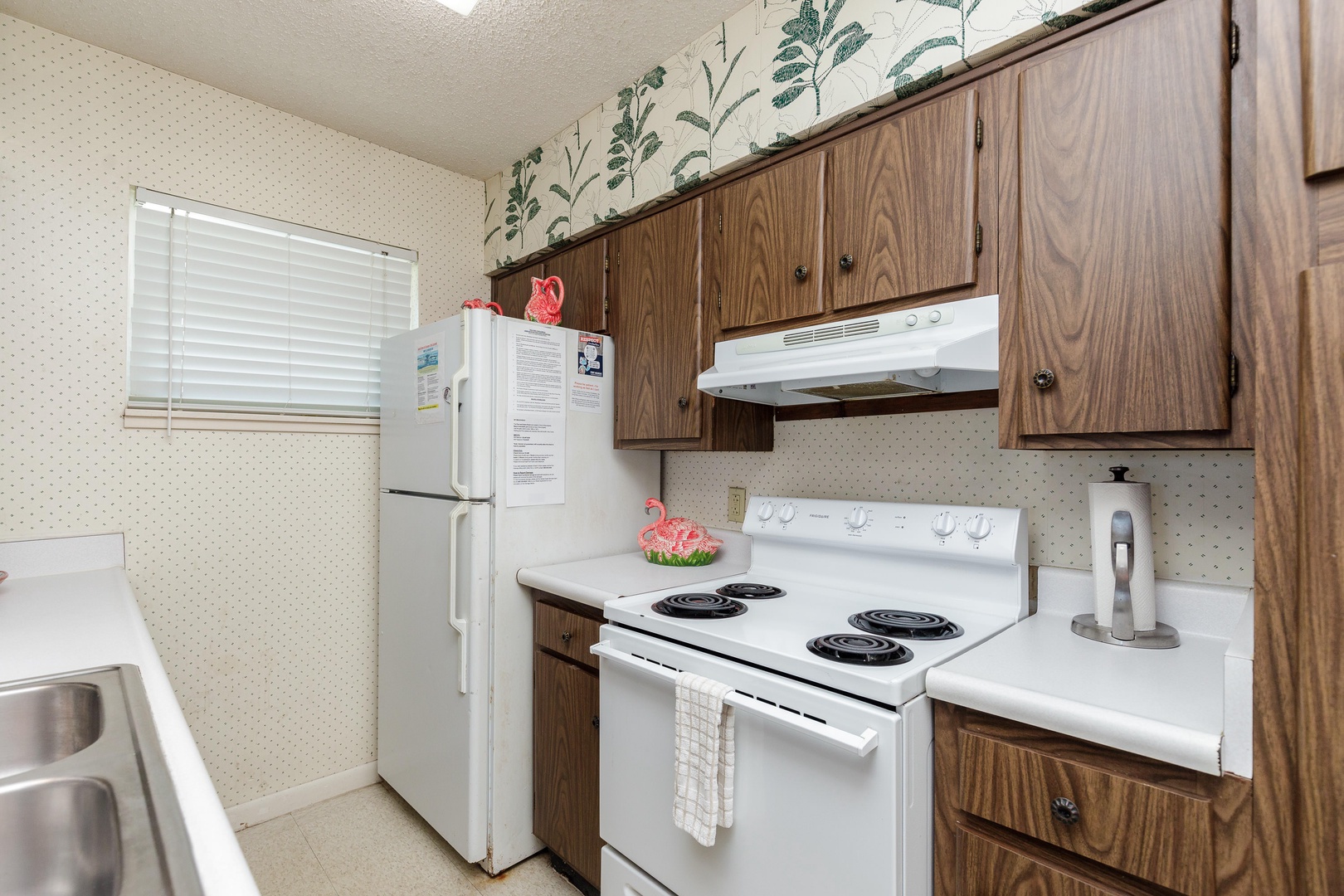 Fully furnished and equipped kitchen