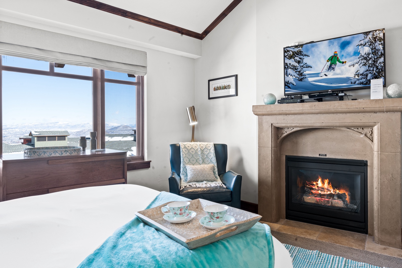 Queen Room w/ 2 Queen Beds, Fireplace, Desk, Kitchenette/Coffee Bar & Ensuite