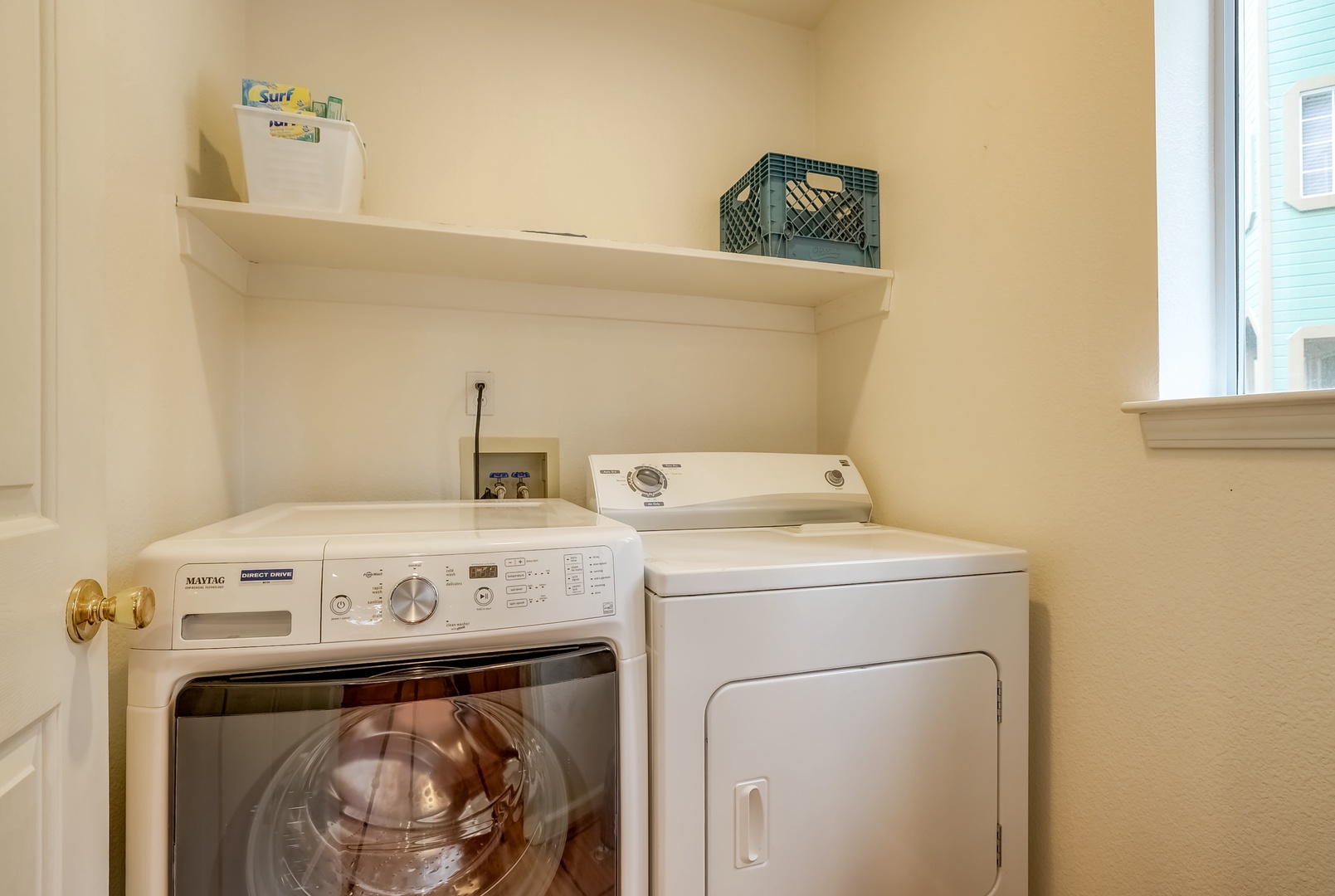 Laundry room off of the kitchen (1st floor)