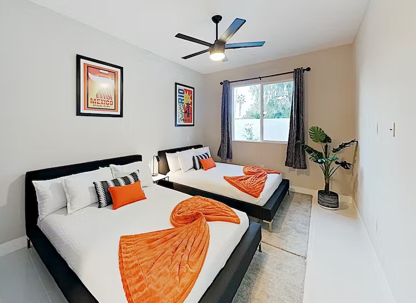 Large guest suite with 2 queen beds