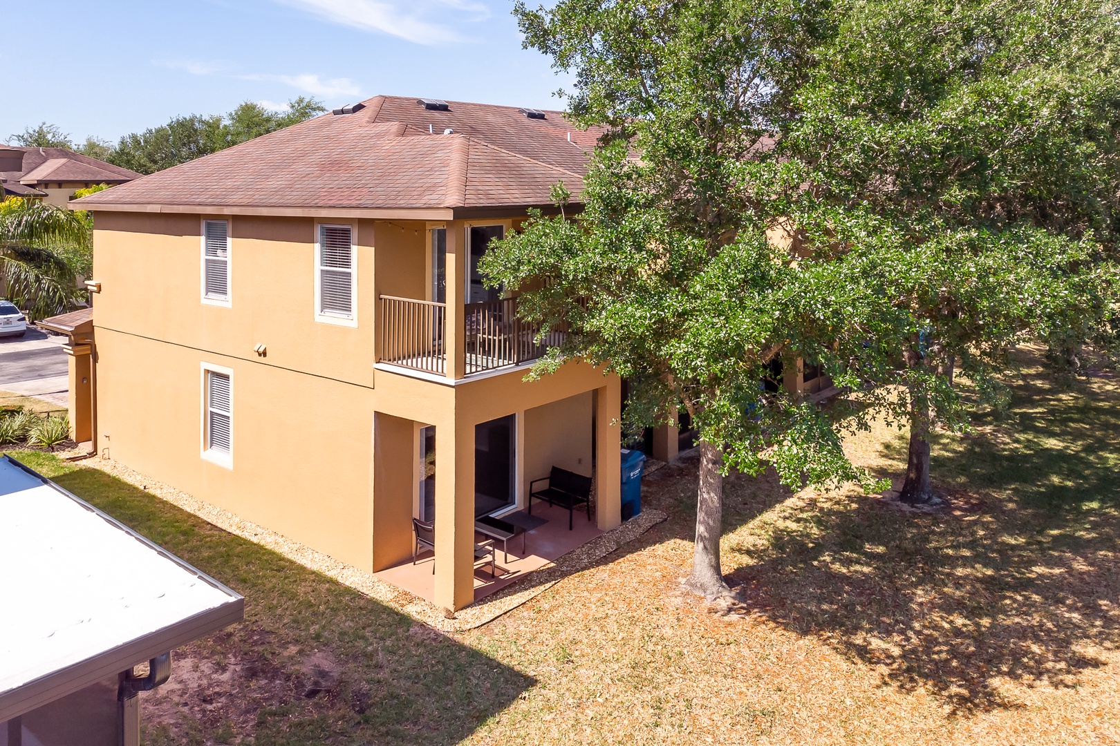 Make memories in the Florida sunshine in the spacious back yard