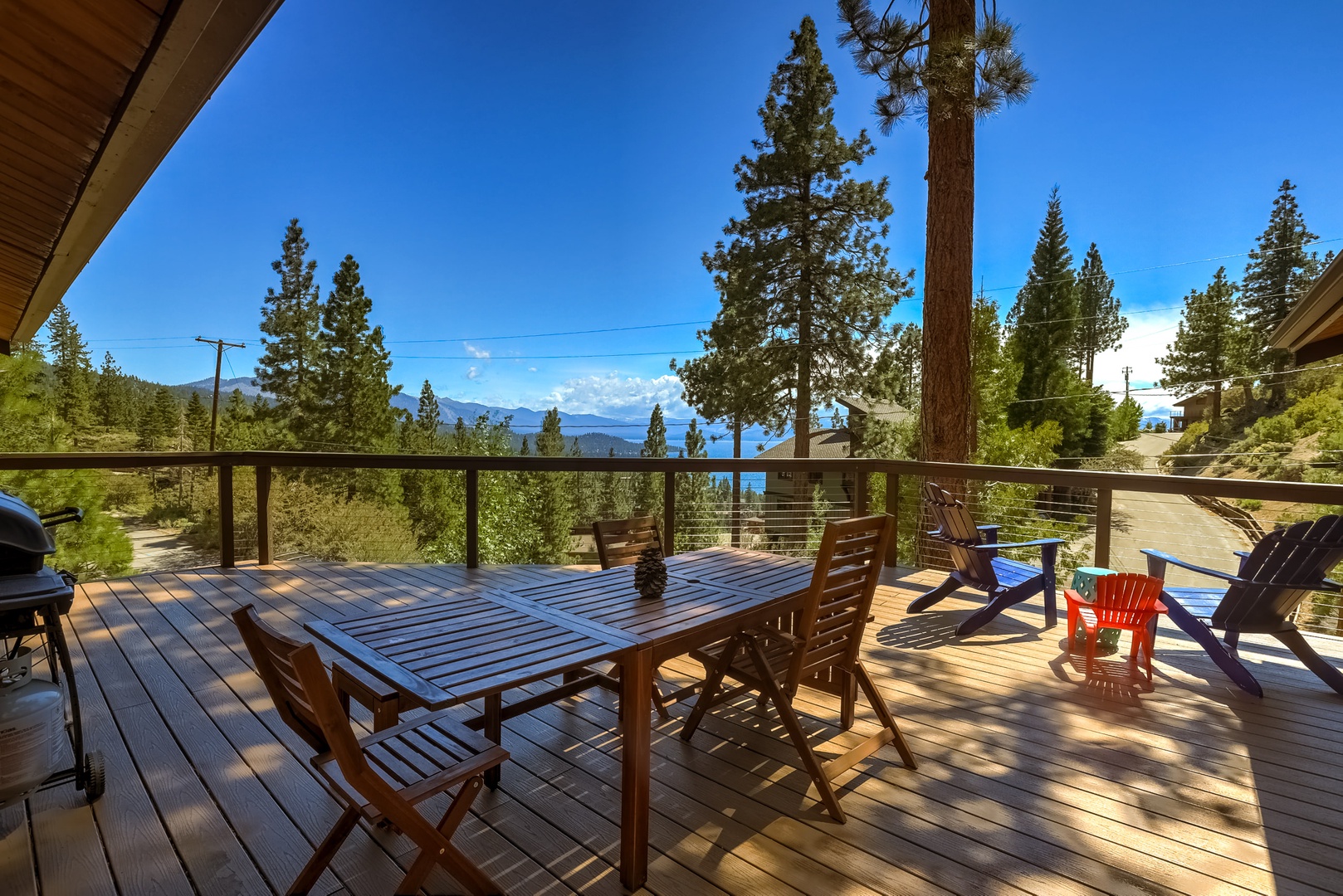 Balcony with filtered lake views, gas bbq, patio seating