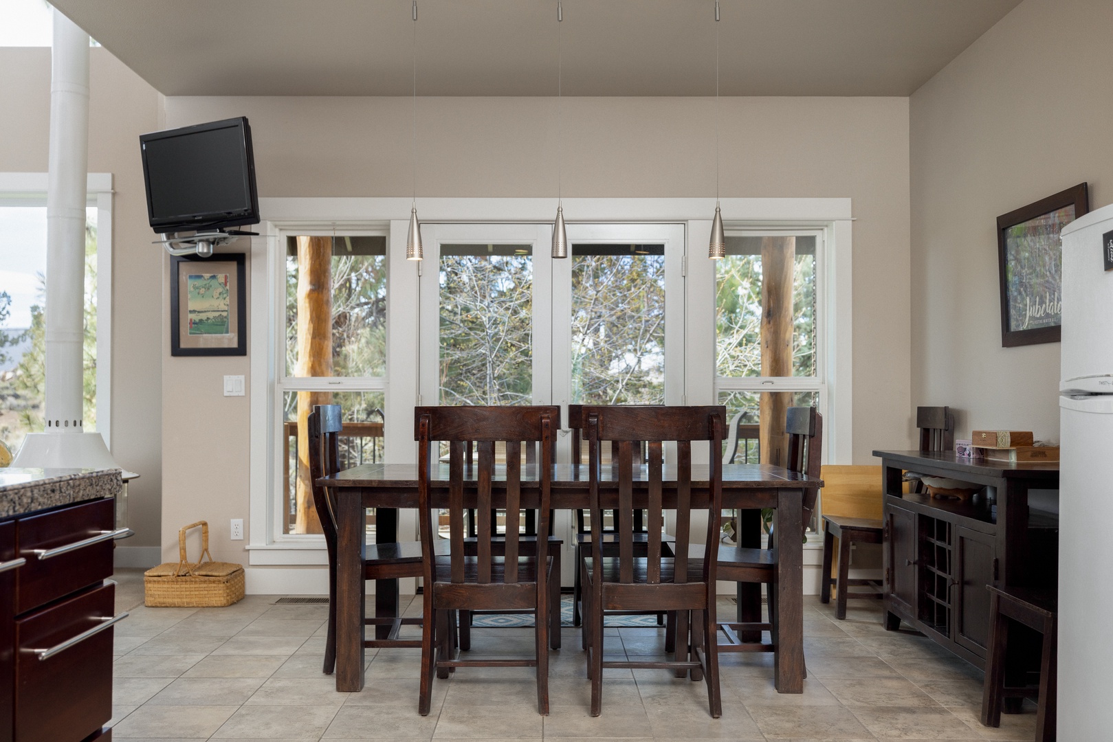 Dining table with seating for 6