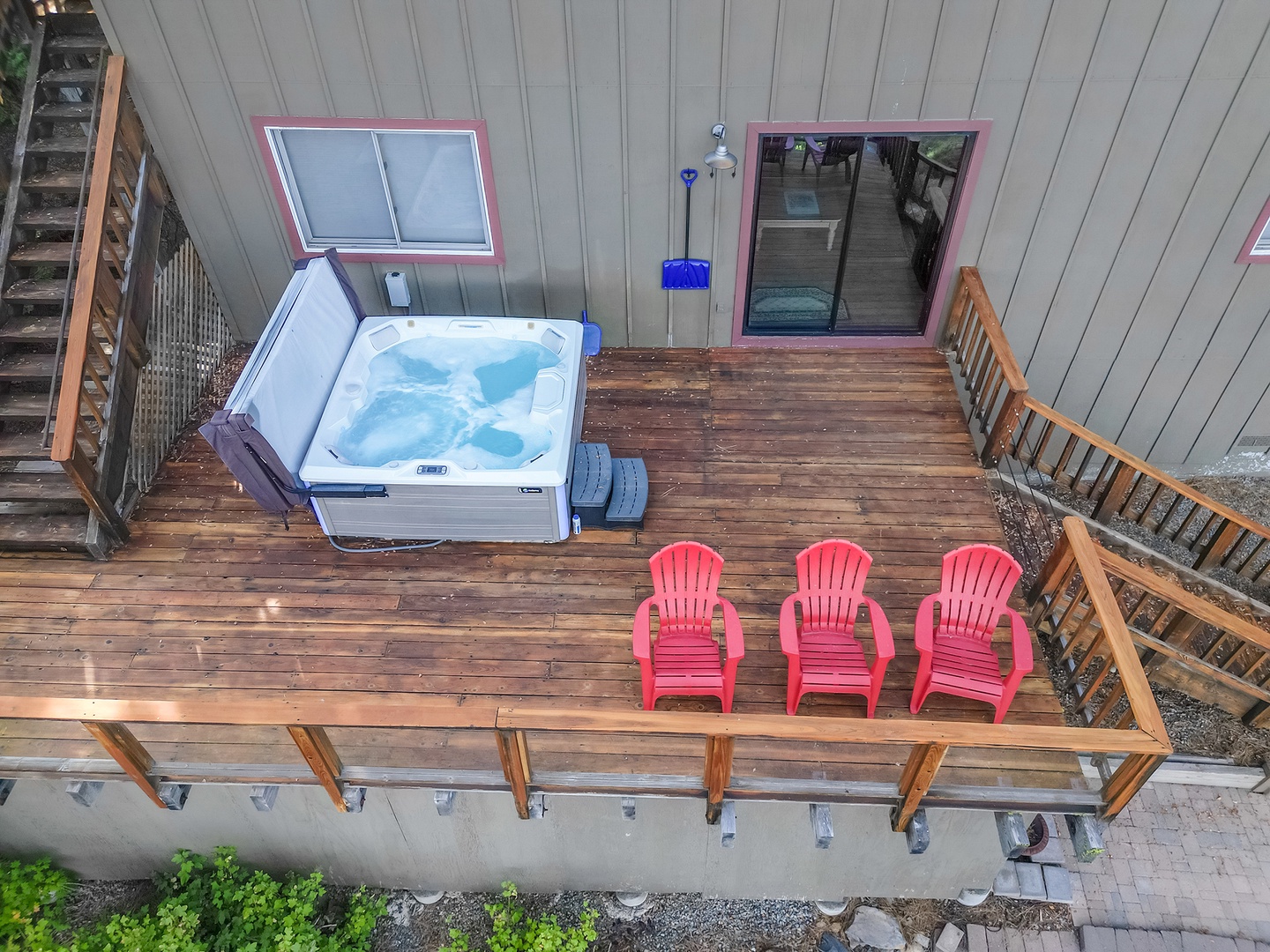 Relax in the hot tub while soaking in an amazing view