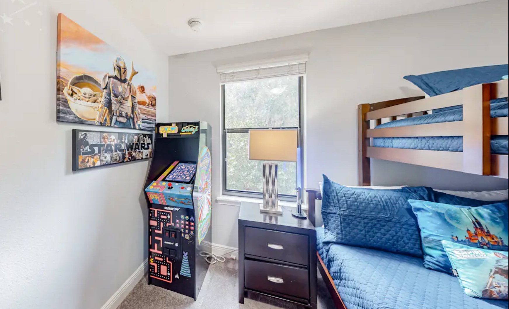 The 3rd bedroom in a galaxy far, far away: with twin/full bunks, arcade game, & TV