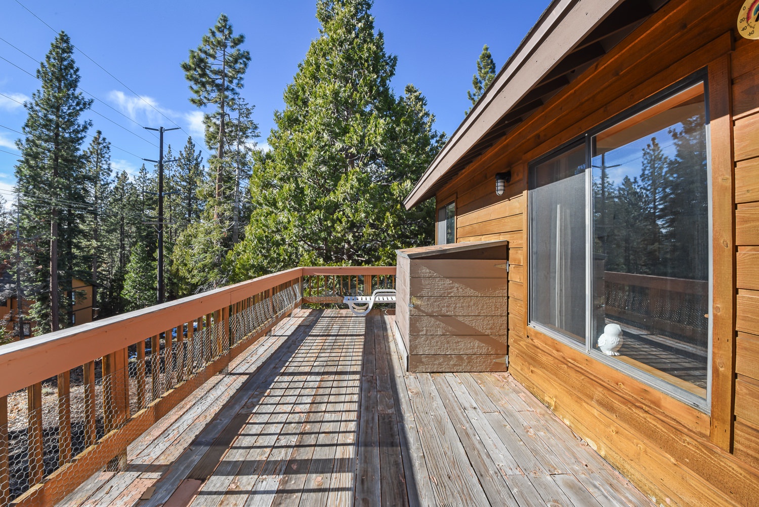 Expansive deck with a breathtaking view