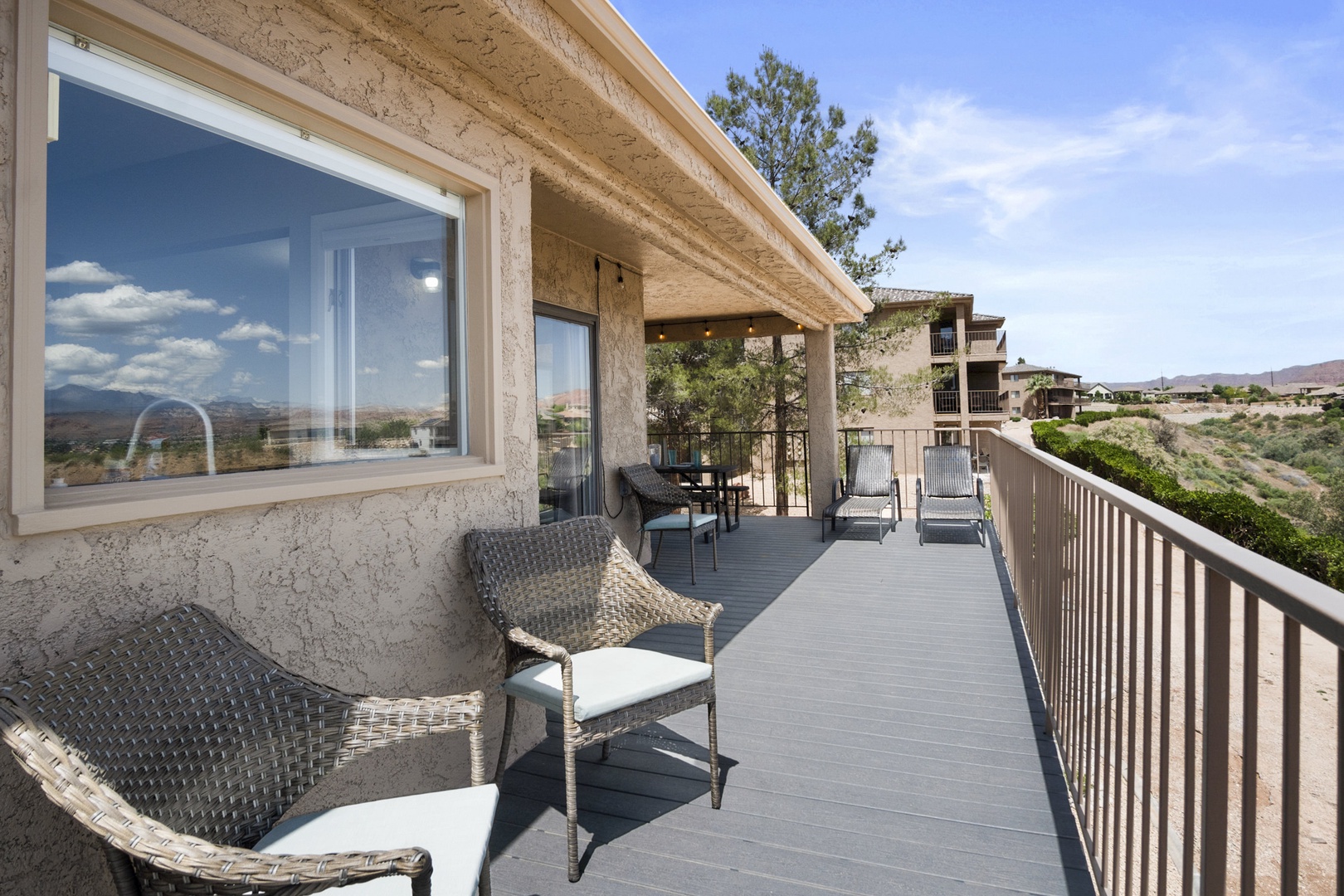 Outdoor seating in the patio with Long Range Views Year round seen from anywhere